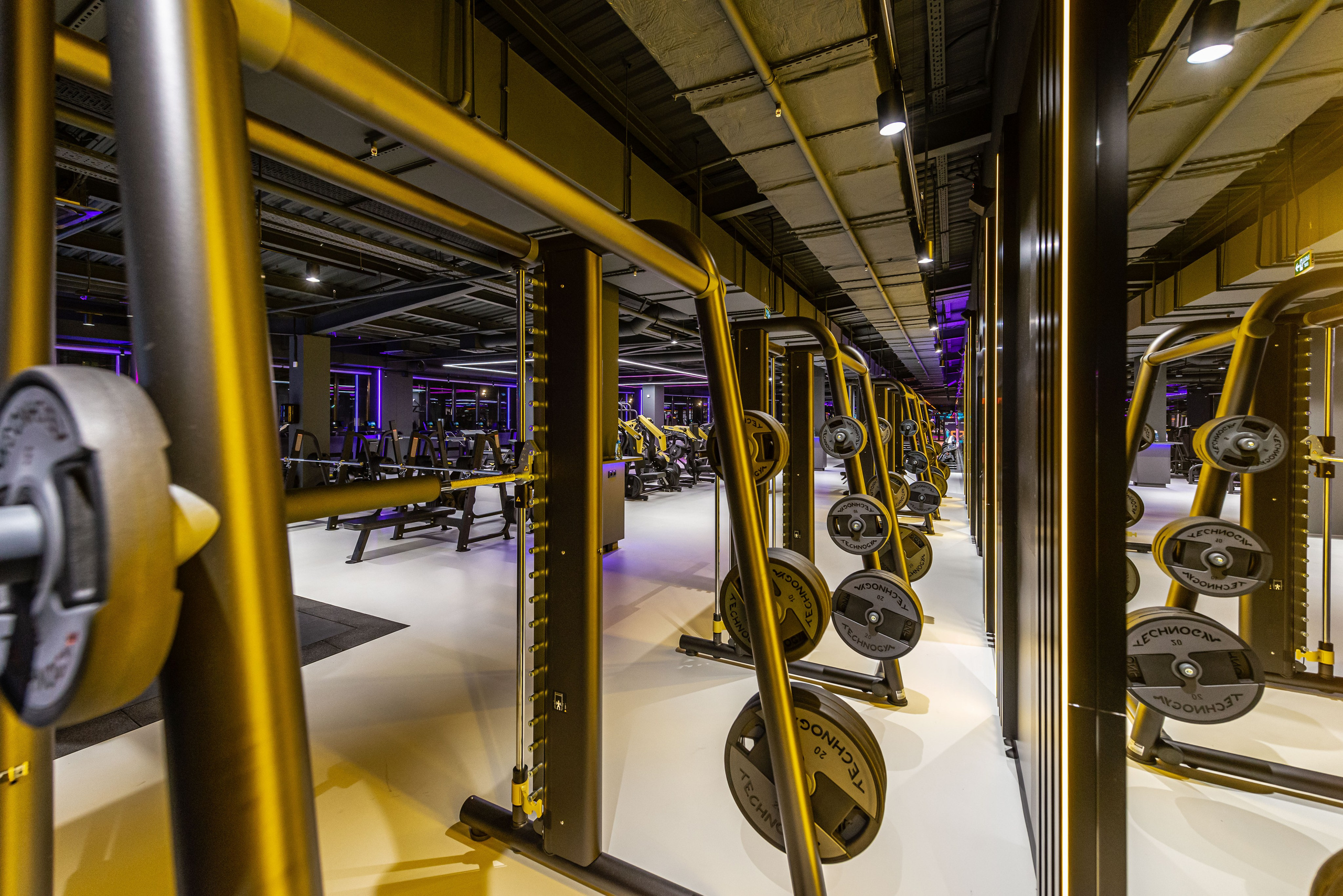 Фитнес-клуб DDX Fitness в Некрасовке. FOTÓGRAFO MÉXICO QUINTANA ROO