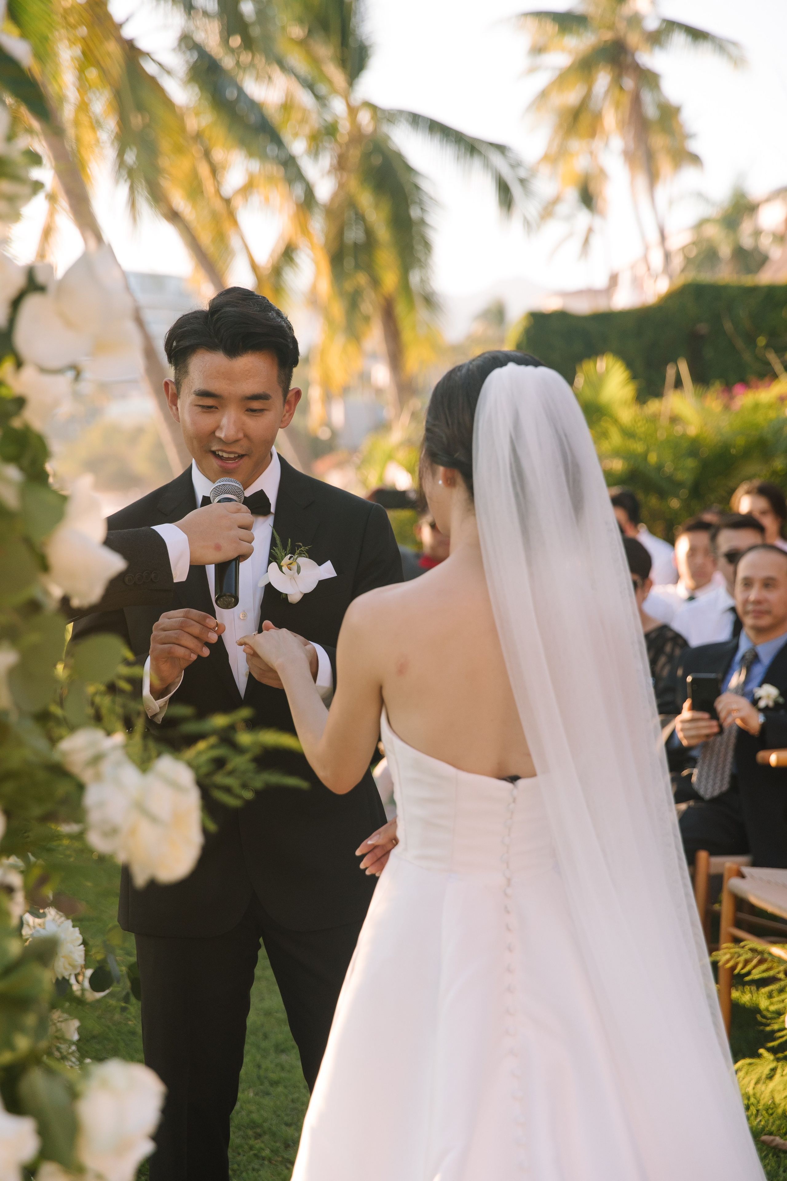 Martoca Beach Garden. Wedding photographer Mexico Sayulita Puerto Vallarta Punta Mita Cabo