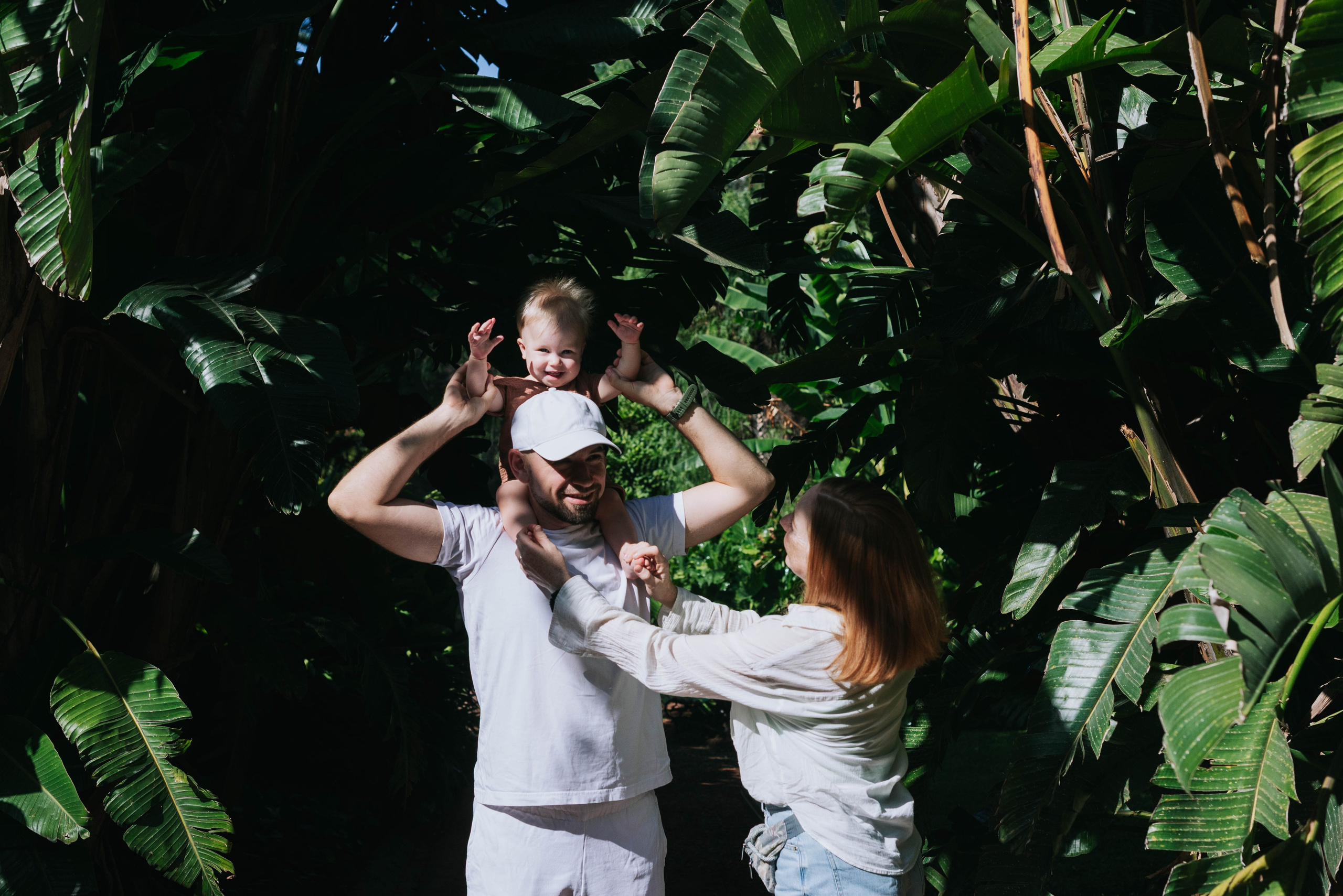 The day they turned one. Photographer @elmirkami in the city of Buenos Aires