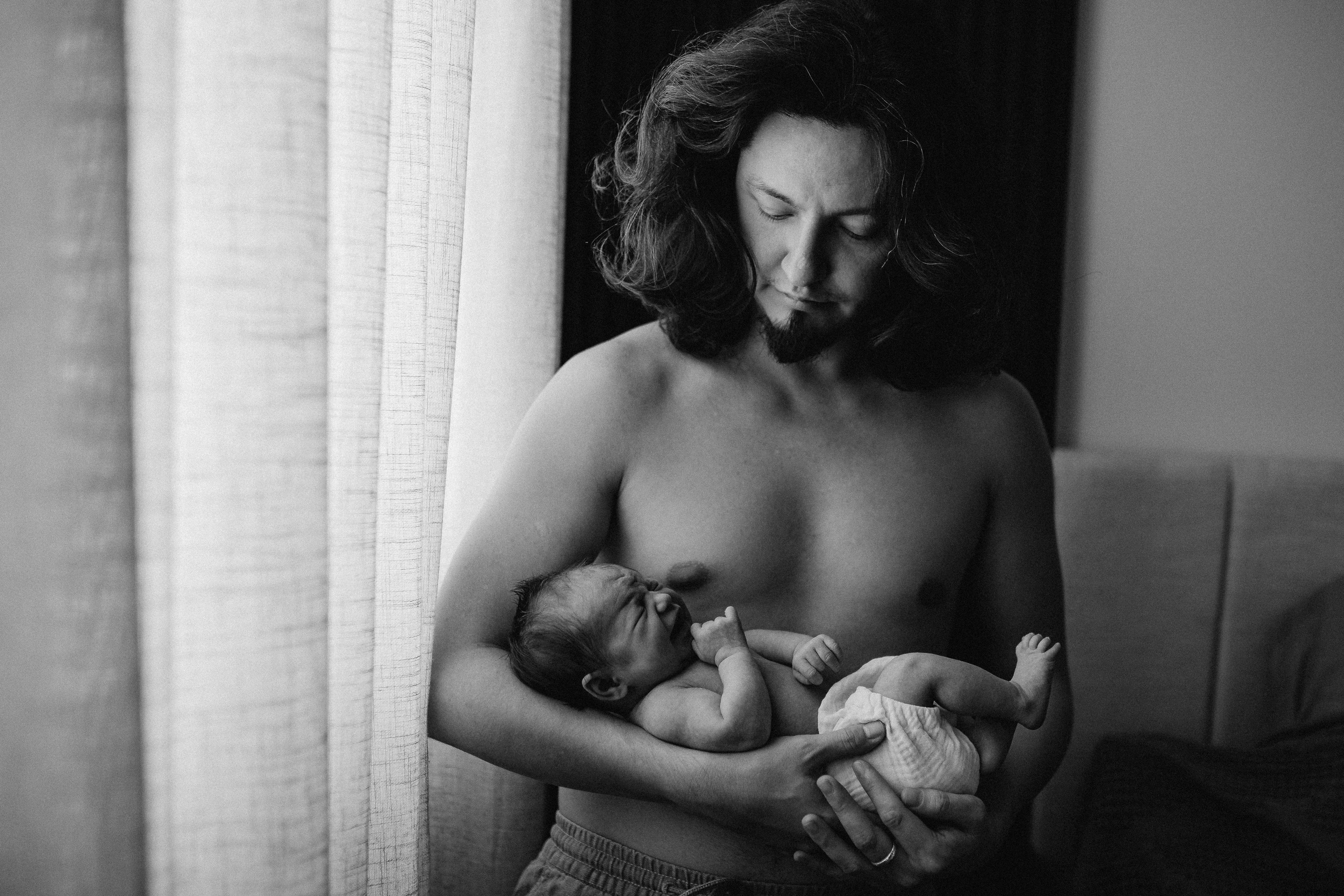 Luna 7 days. Fotografa documental de familia e nascimento em Florianópolis SC Daria Ermolaev