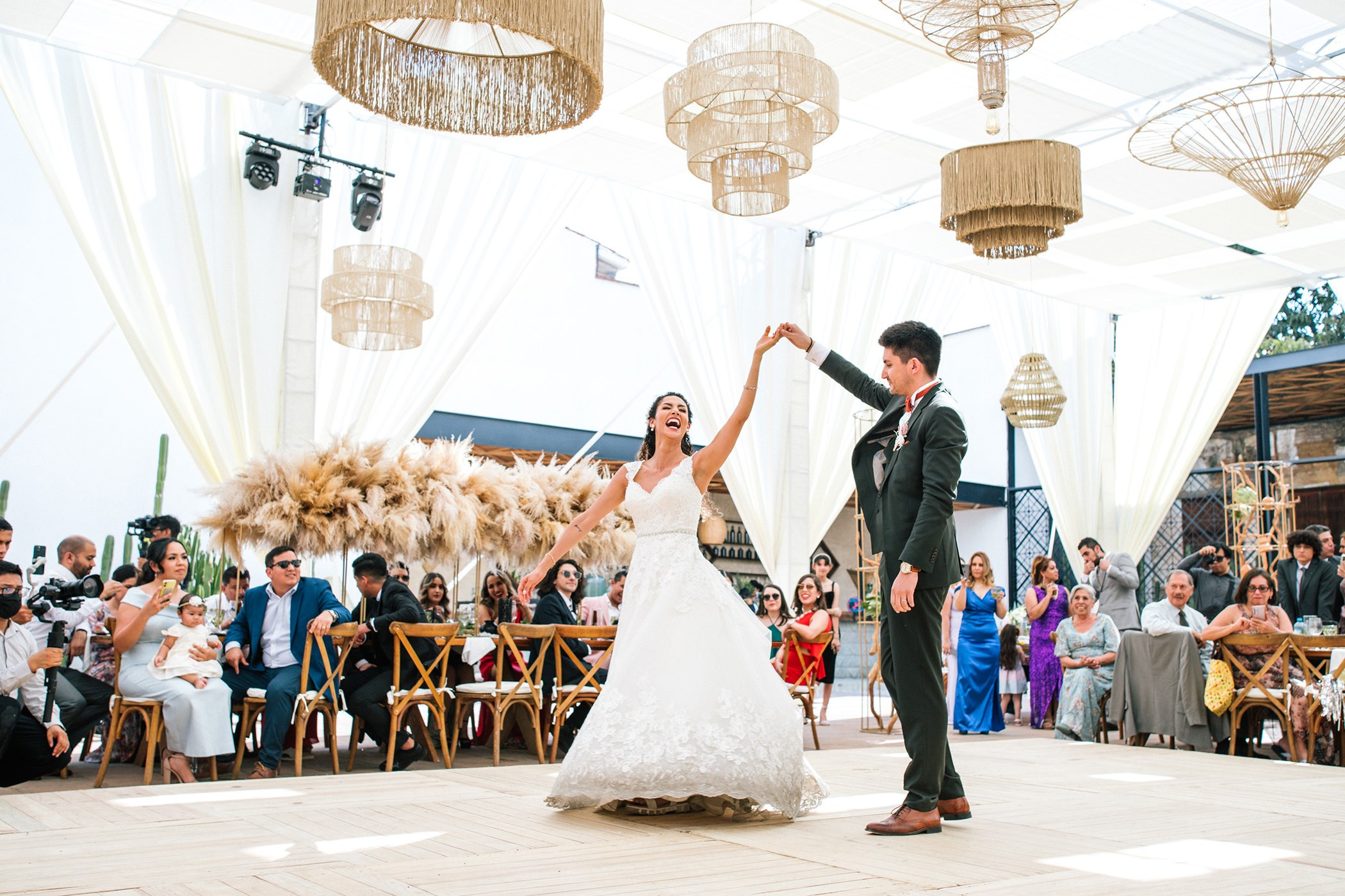 Primer Baile. Wedding Photographer Ruth Preciado
