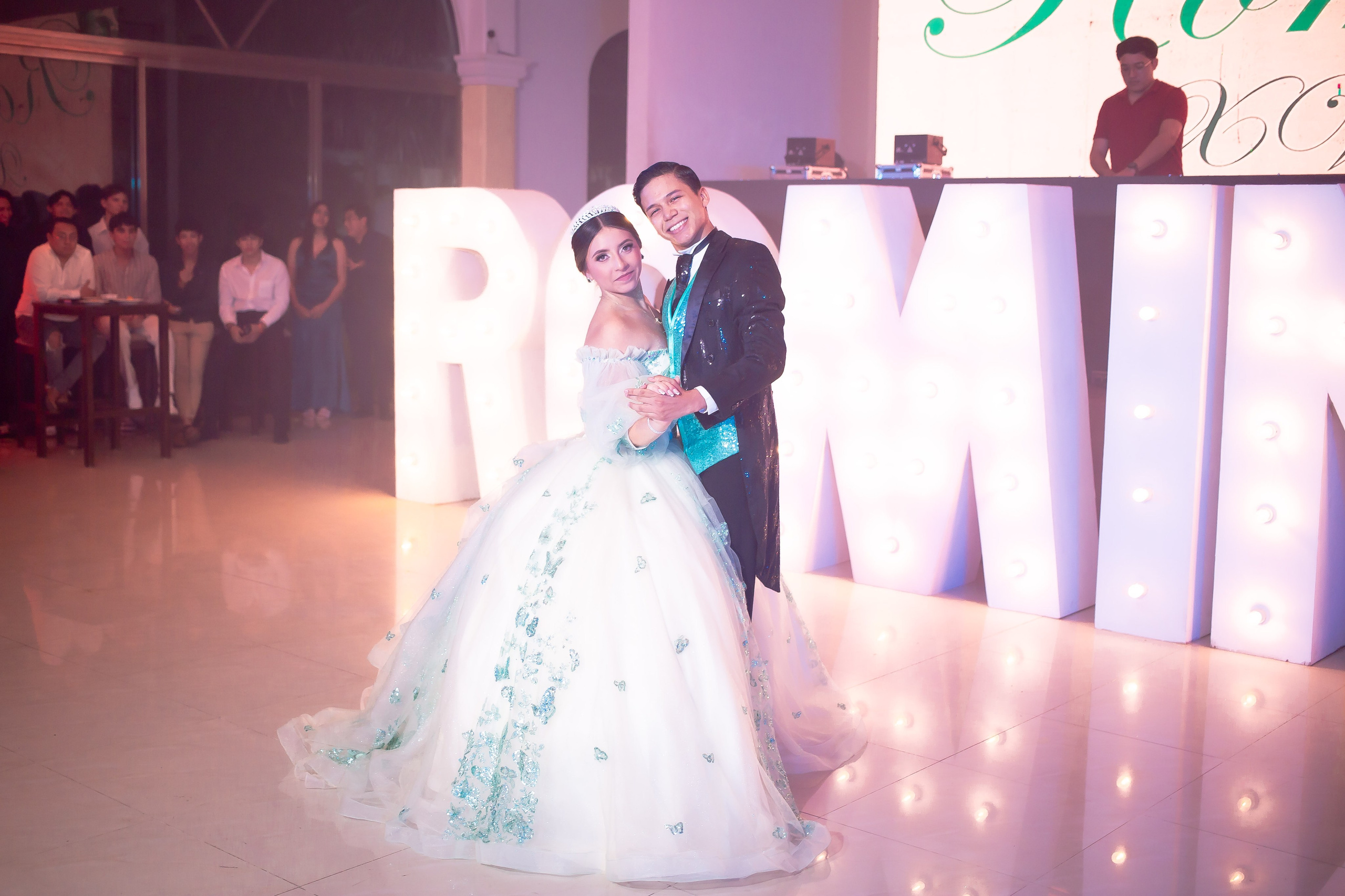 XV AÑOS ROMINA. Simón Enríquez Studio