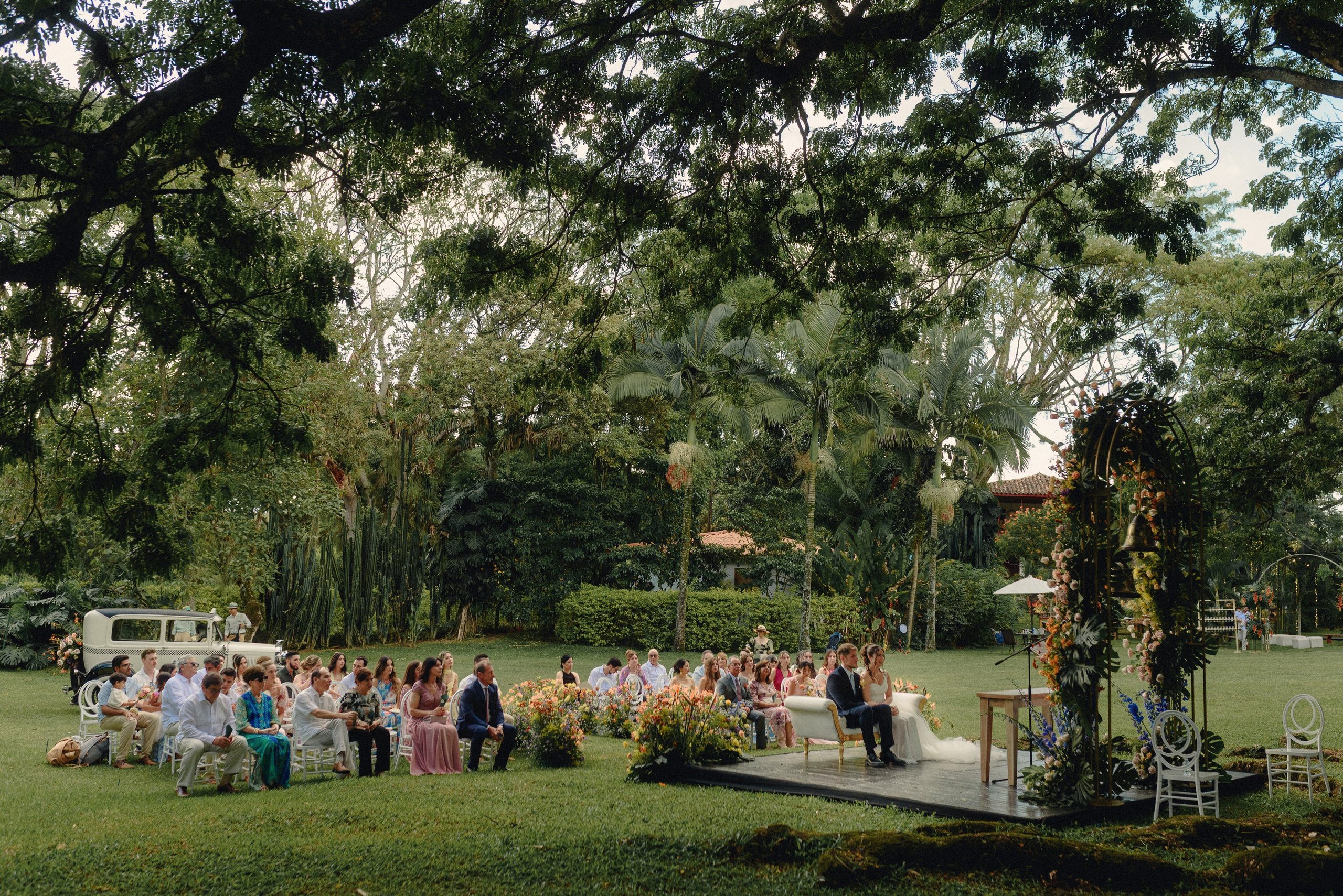 LIM Weddings | Fotografía y Video de Bodas con Emoción Real