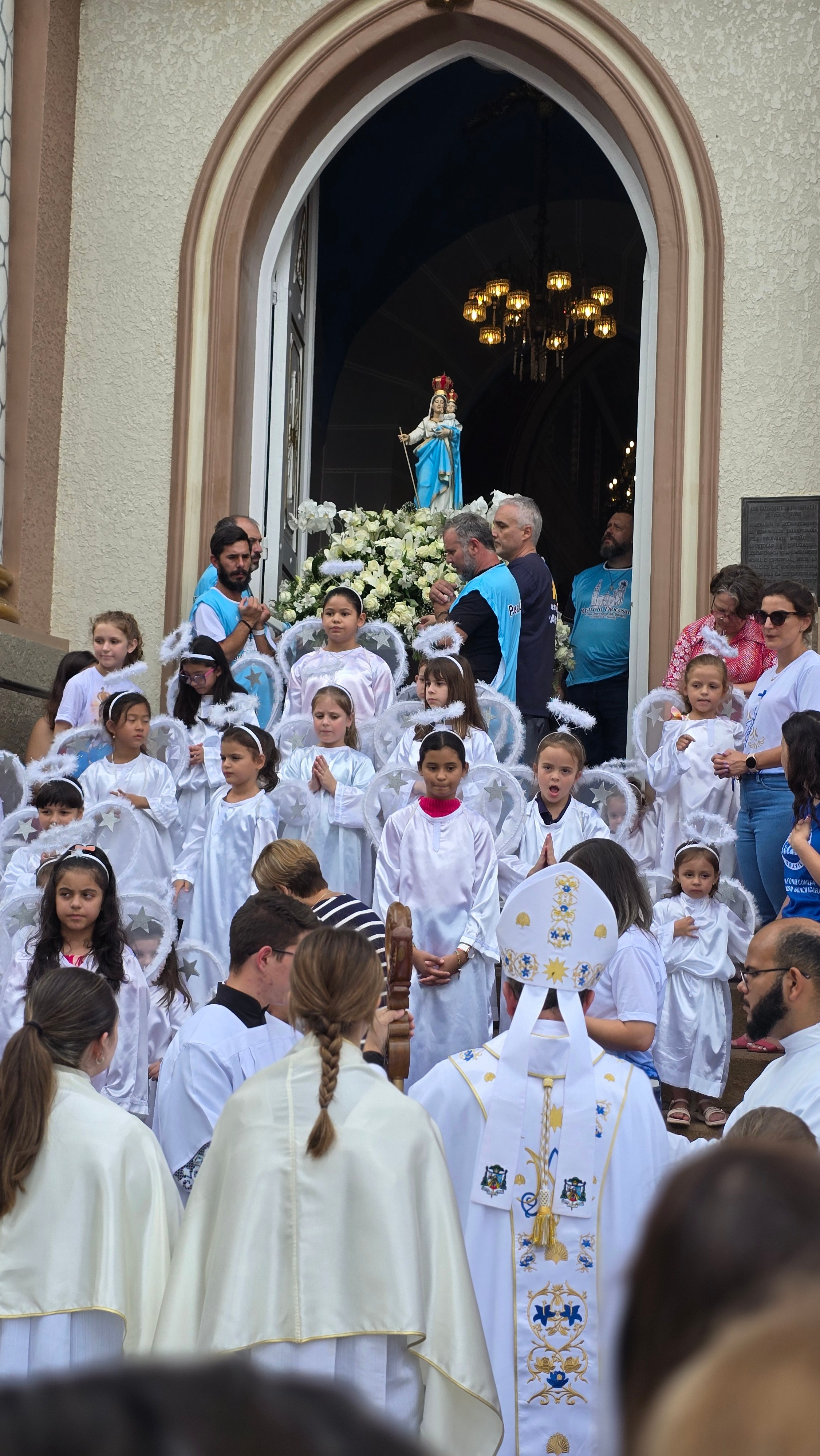 Peregrinação Nossa Senhora de Belém. Fotografia e Filmagem Handa Produções