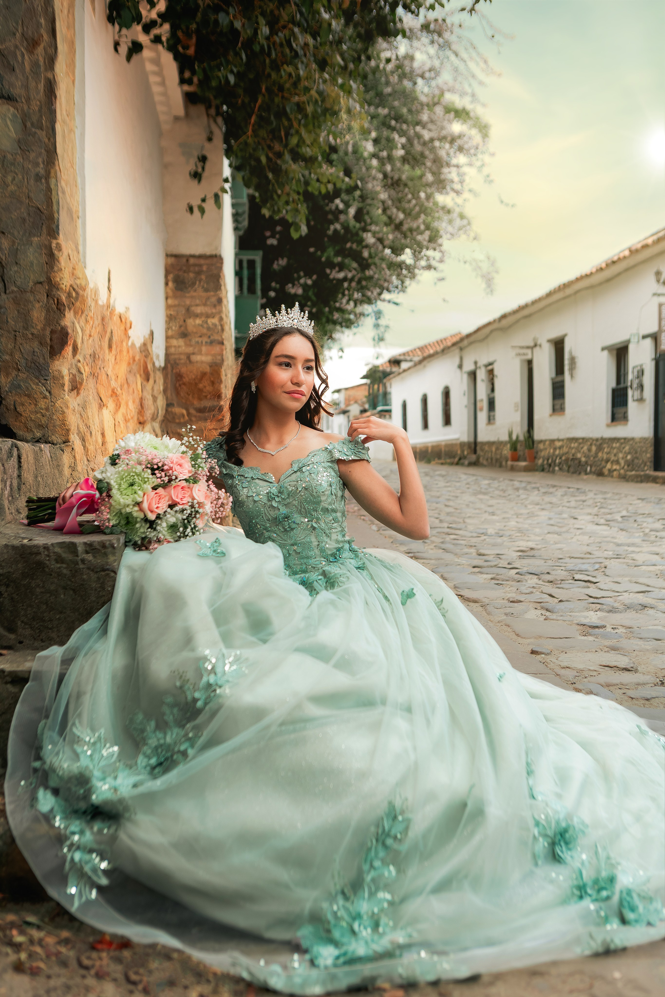 XV LAURA. FOCALMAGIC