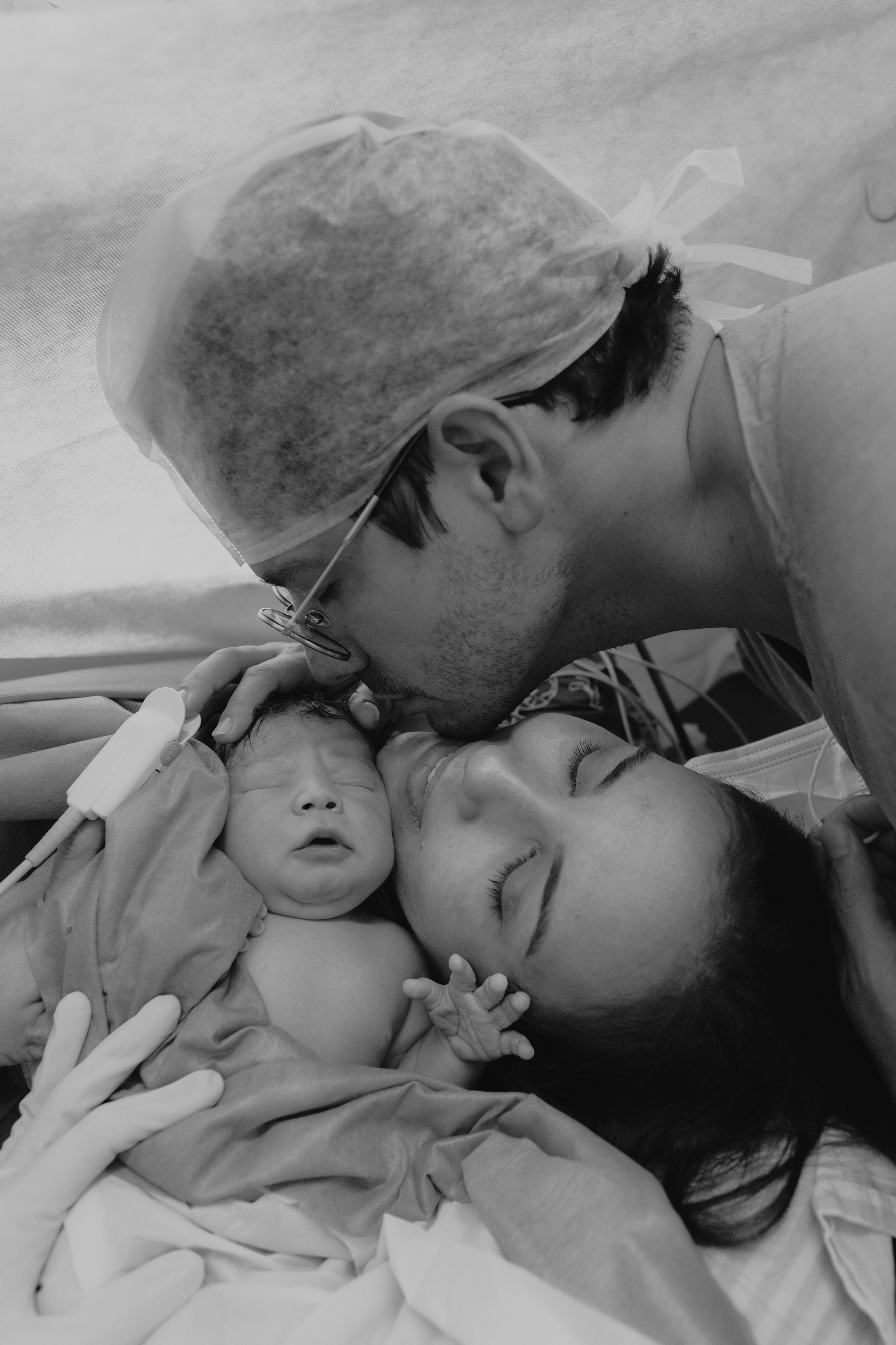 Nascimento Enrico. Fotos e filme de partos & famílias