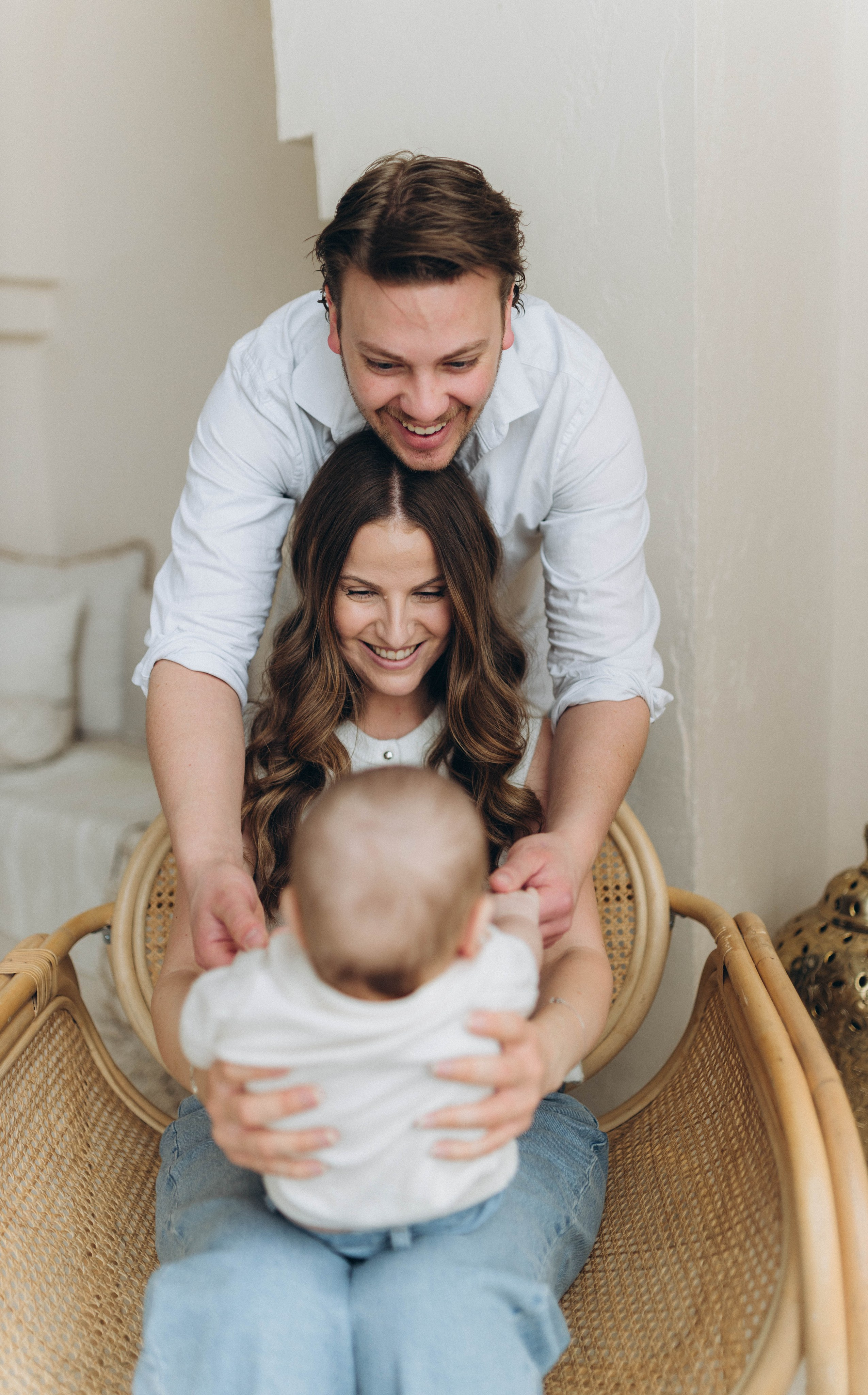 E & T Sweet Family moments. Photographer | Naomi Maklin