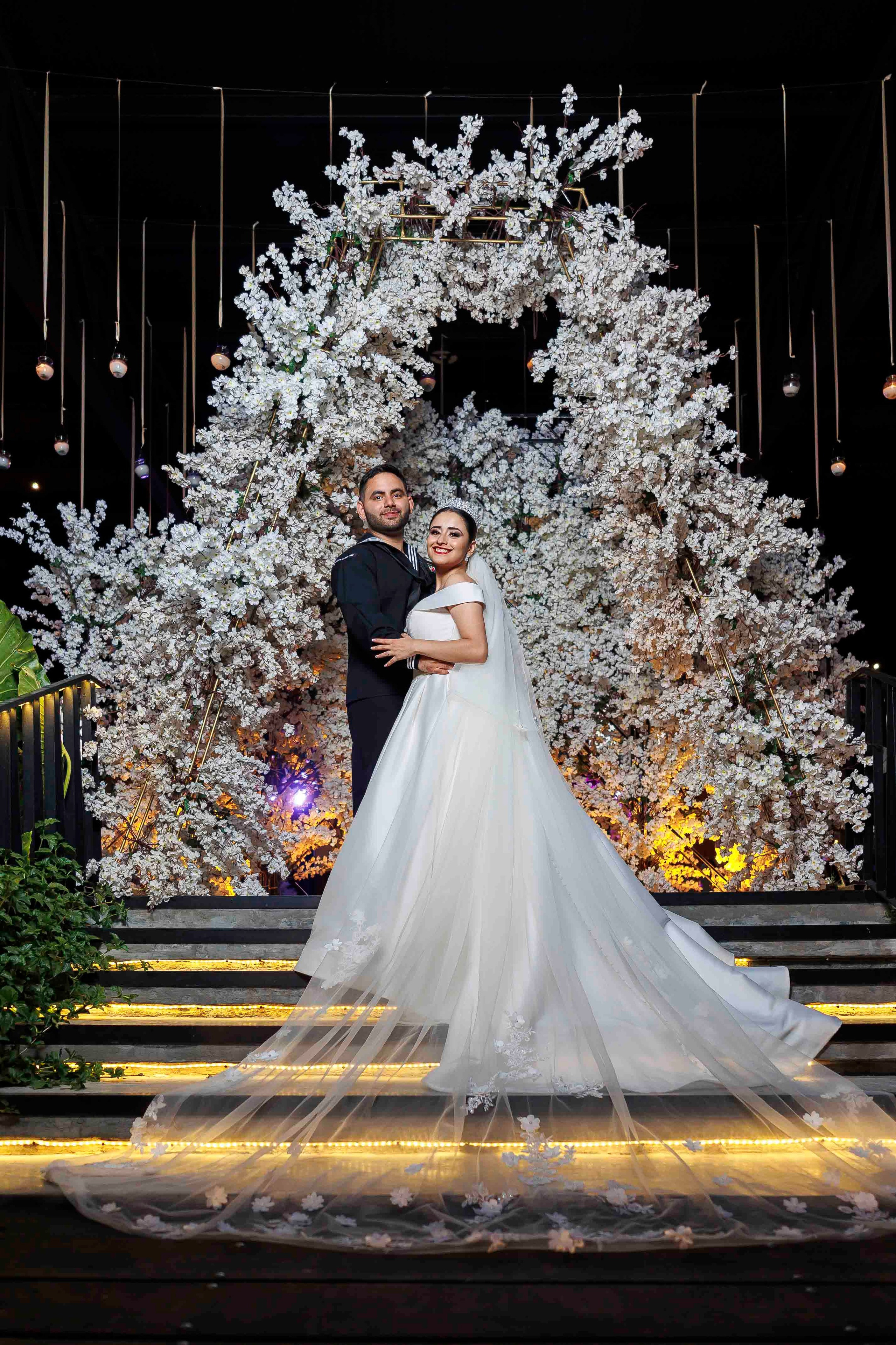 Formal. Wedding Photographer Ruth Preciado