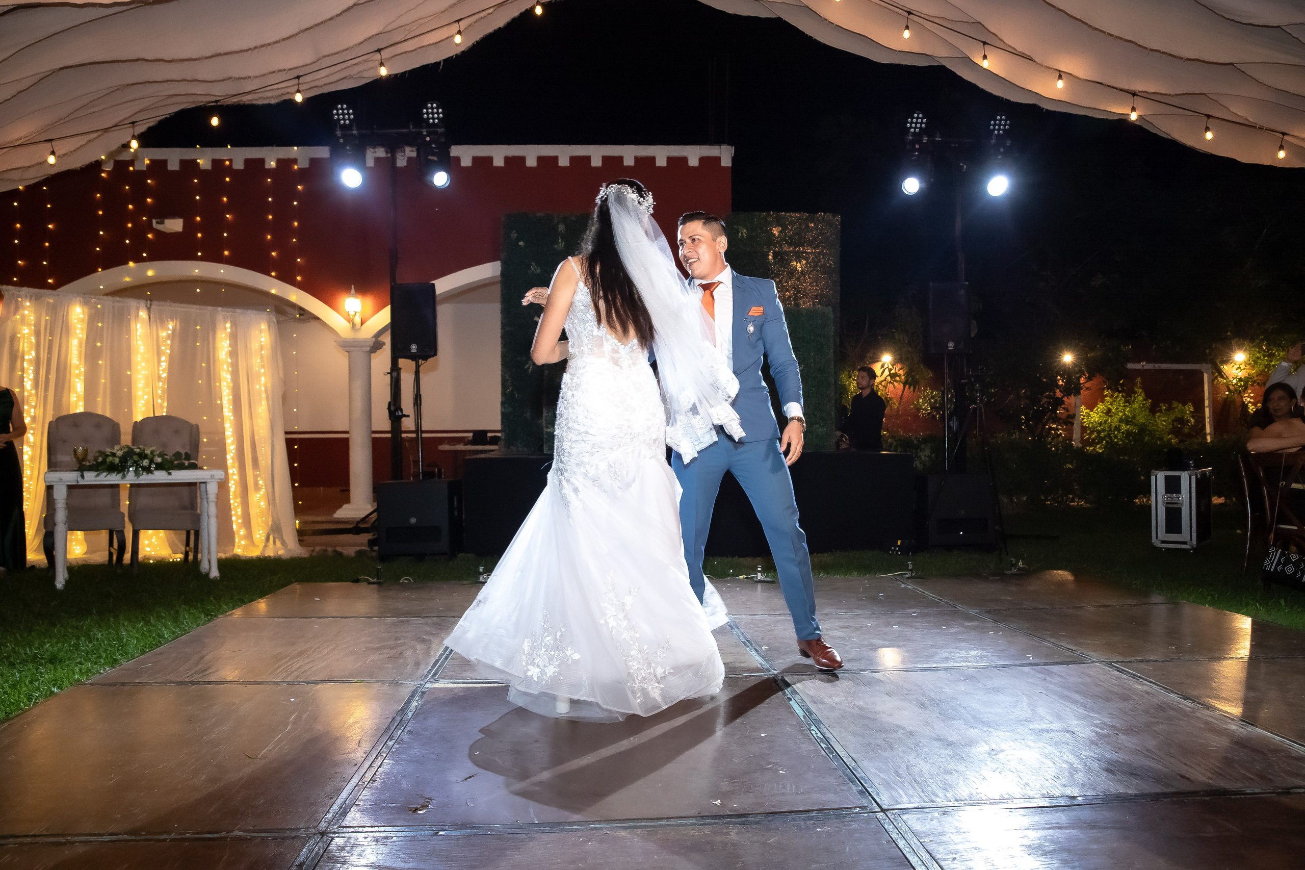 Delta & Cesar. Simón Enríquez Studio