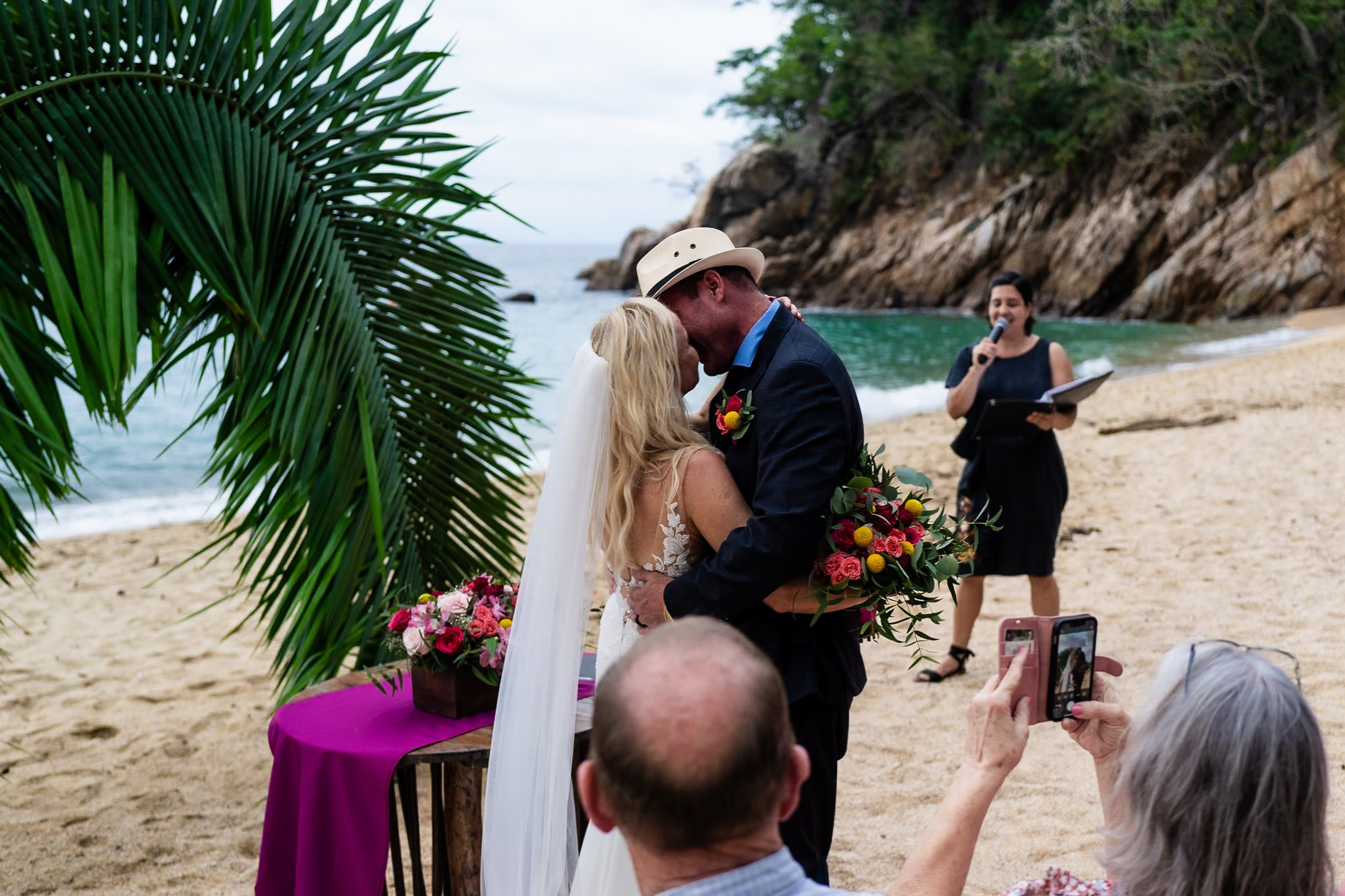 Aggie & Brian. Fotografía de Bodas Profesionales en Puerto Vallarta y Riviera Nayarit