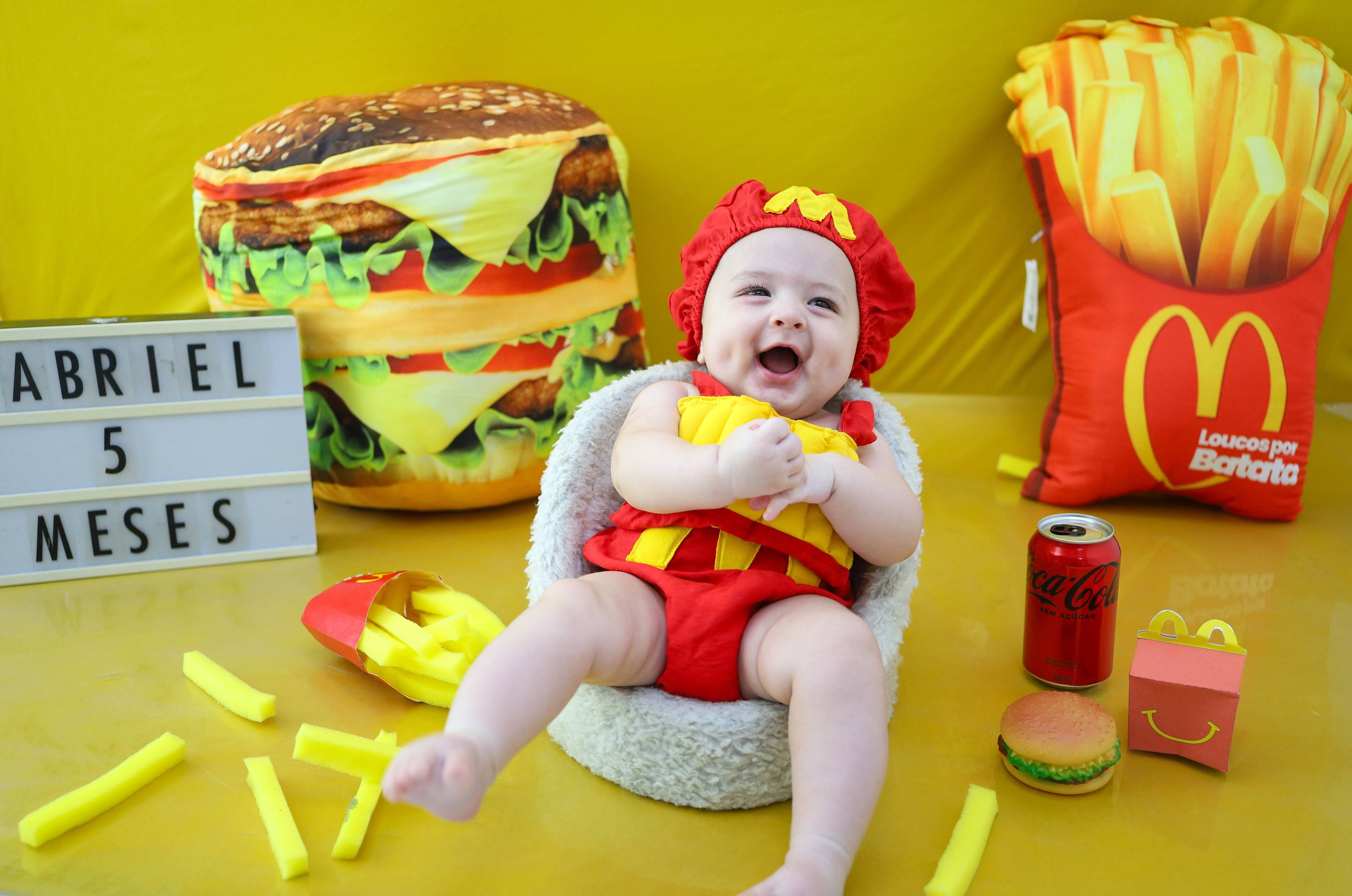 Mc Donald (M/G/12M). Estúdio Gustavo Bueno