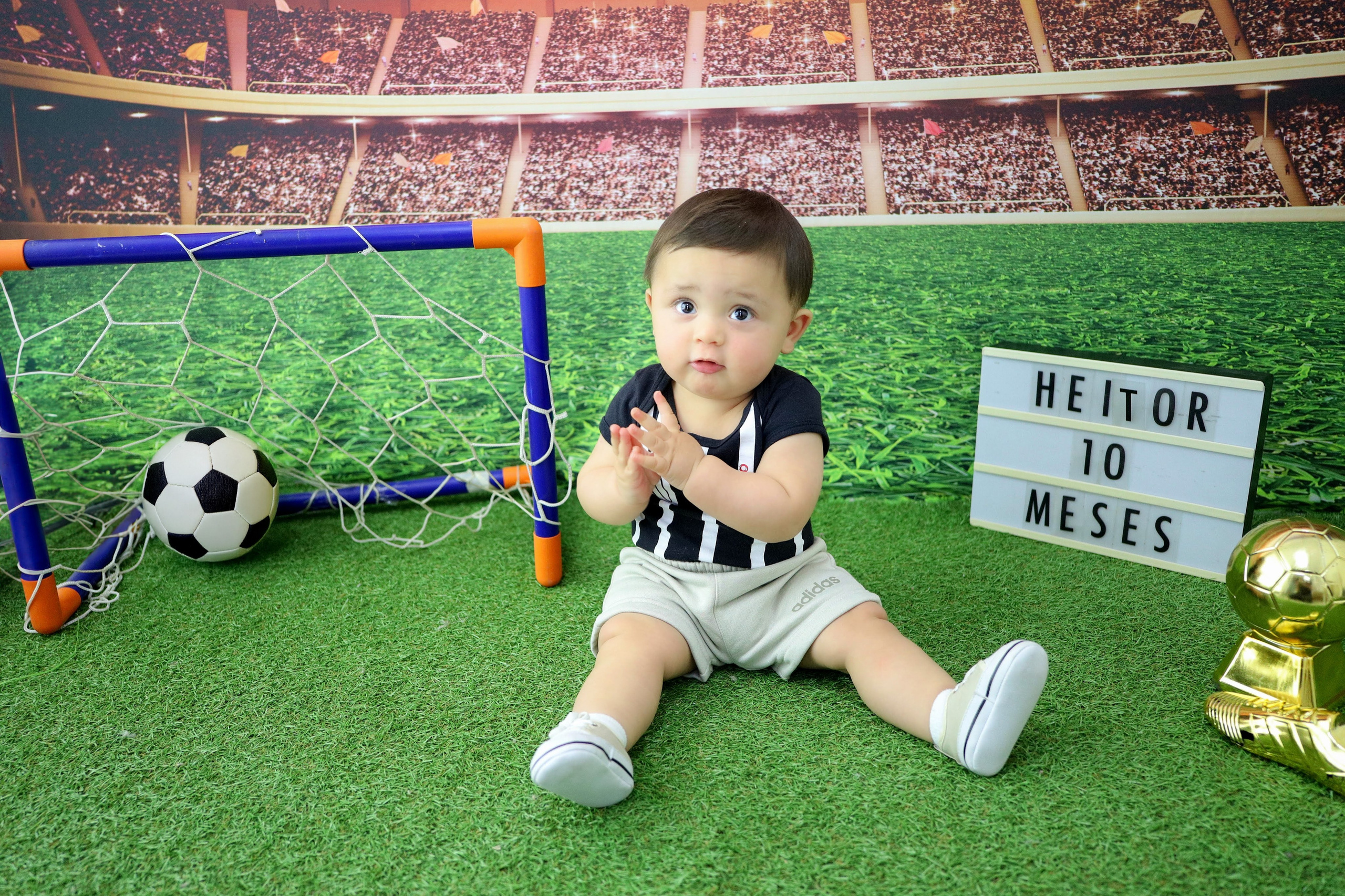 Futebol (1M-12M). Estúdio Gustavo Bueno