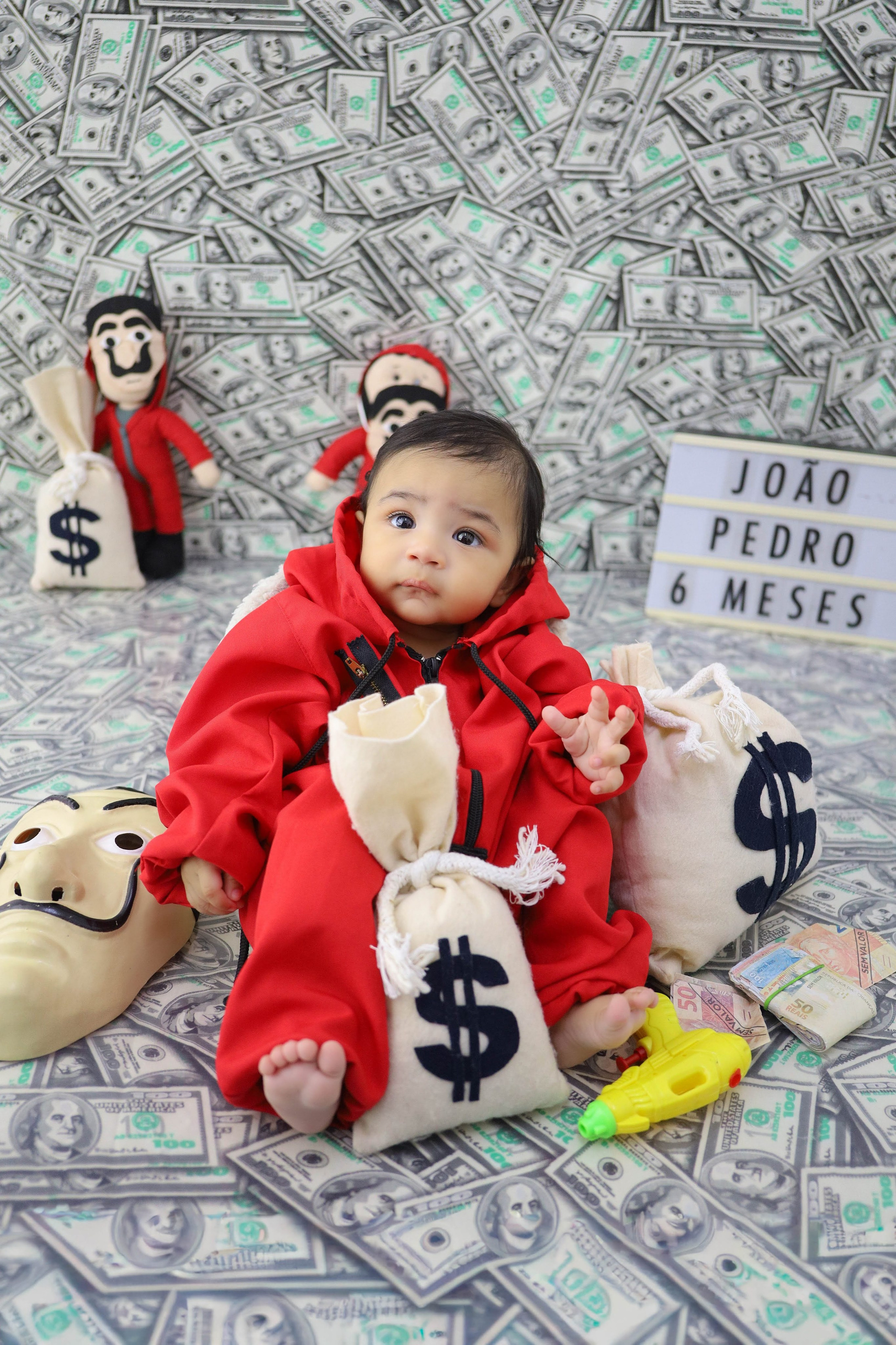 La Casa de Papel (6M-12M). Estúdio Gustavo Bueno