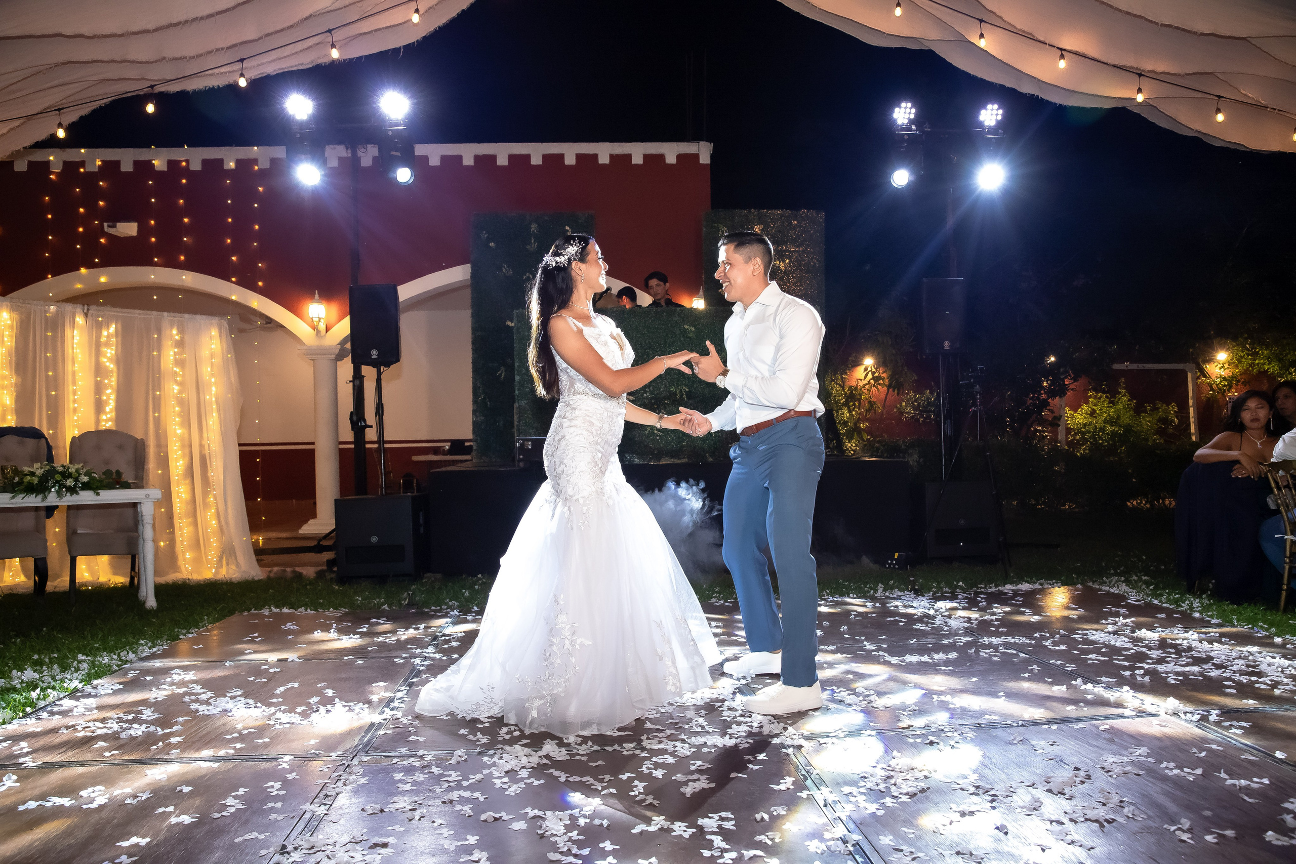 Delta & Cesar. Simón Enríquez Studio