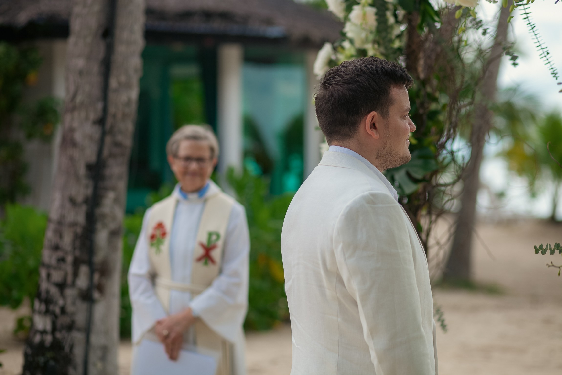 Elegant escape wedding for two on a beautiful beach in Koh Samui, Thailand with romantic wedding decorations