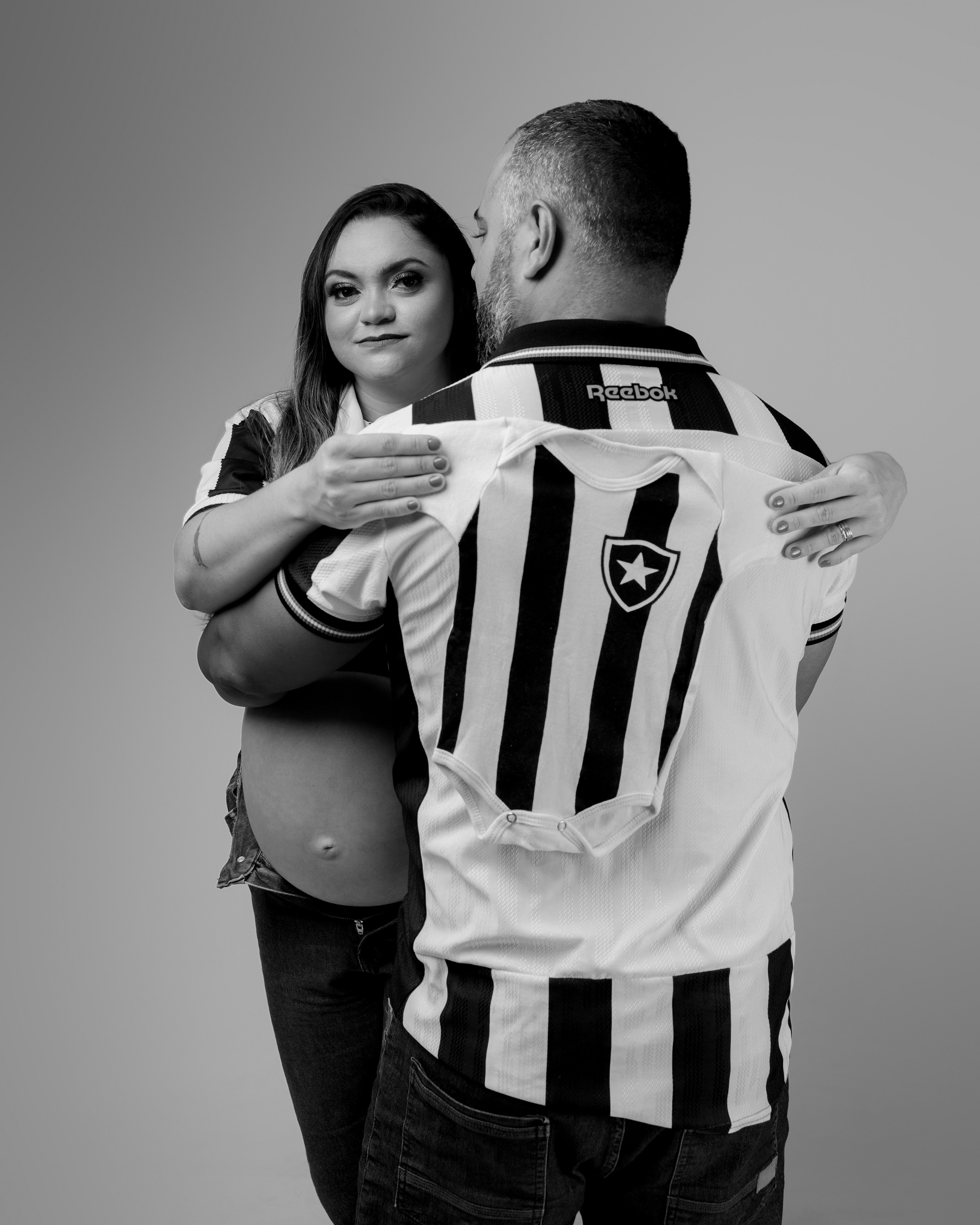 2025 | Rayani — Gestante — Estudio. Denis Damasceno | Fotografia