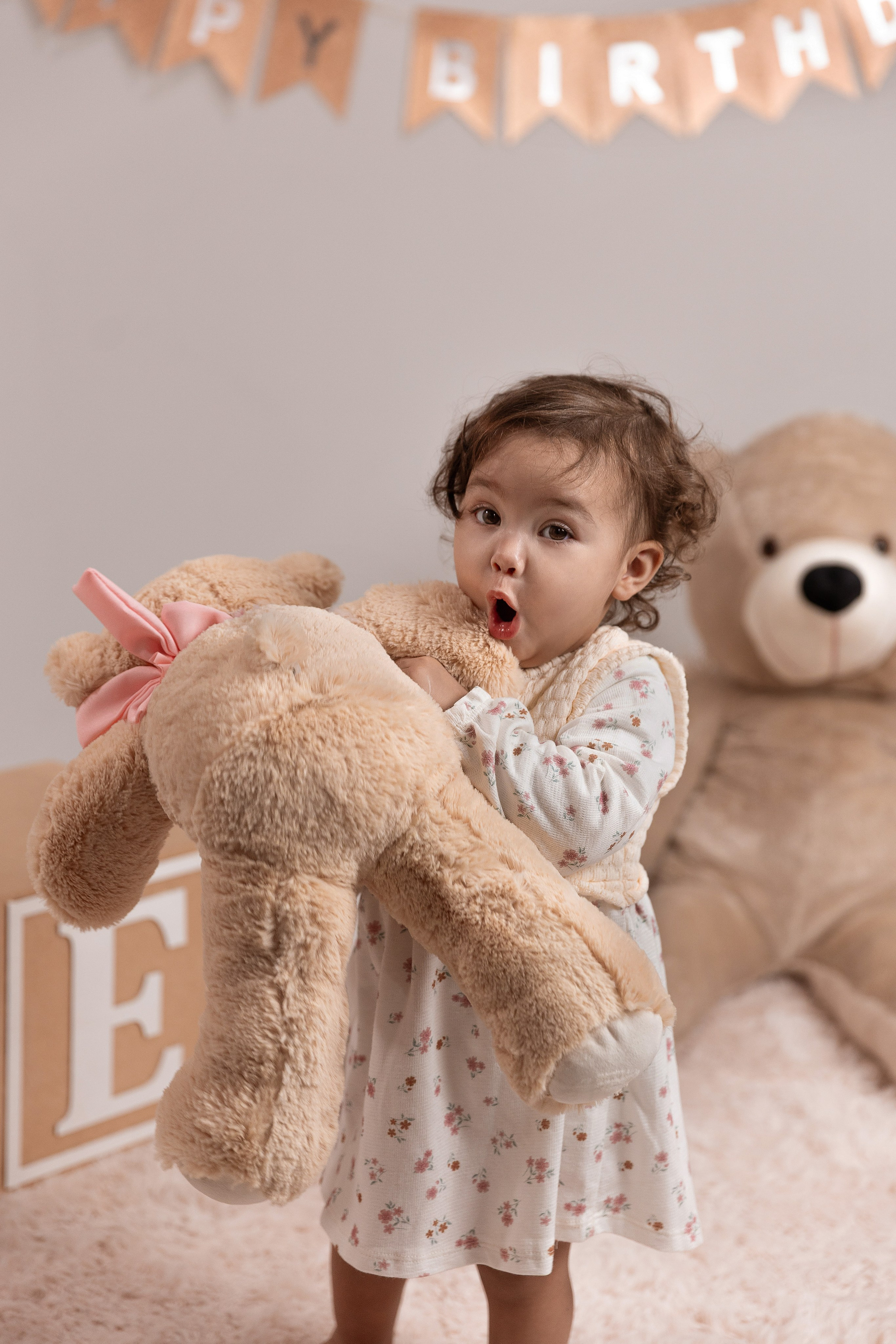 Ensaio fotográfico infantil em São Paulo, feito em estúdio e pensado para valorizar a personalidade de cada criança. Fotografias naturais, divertidas e atemporais.