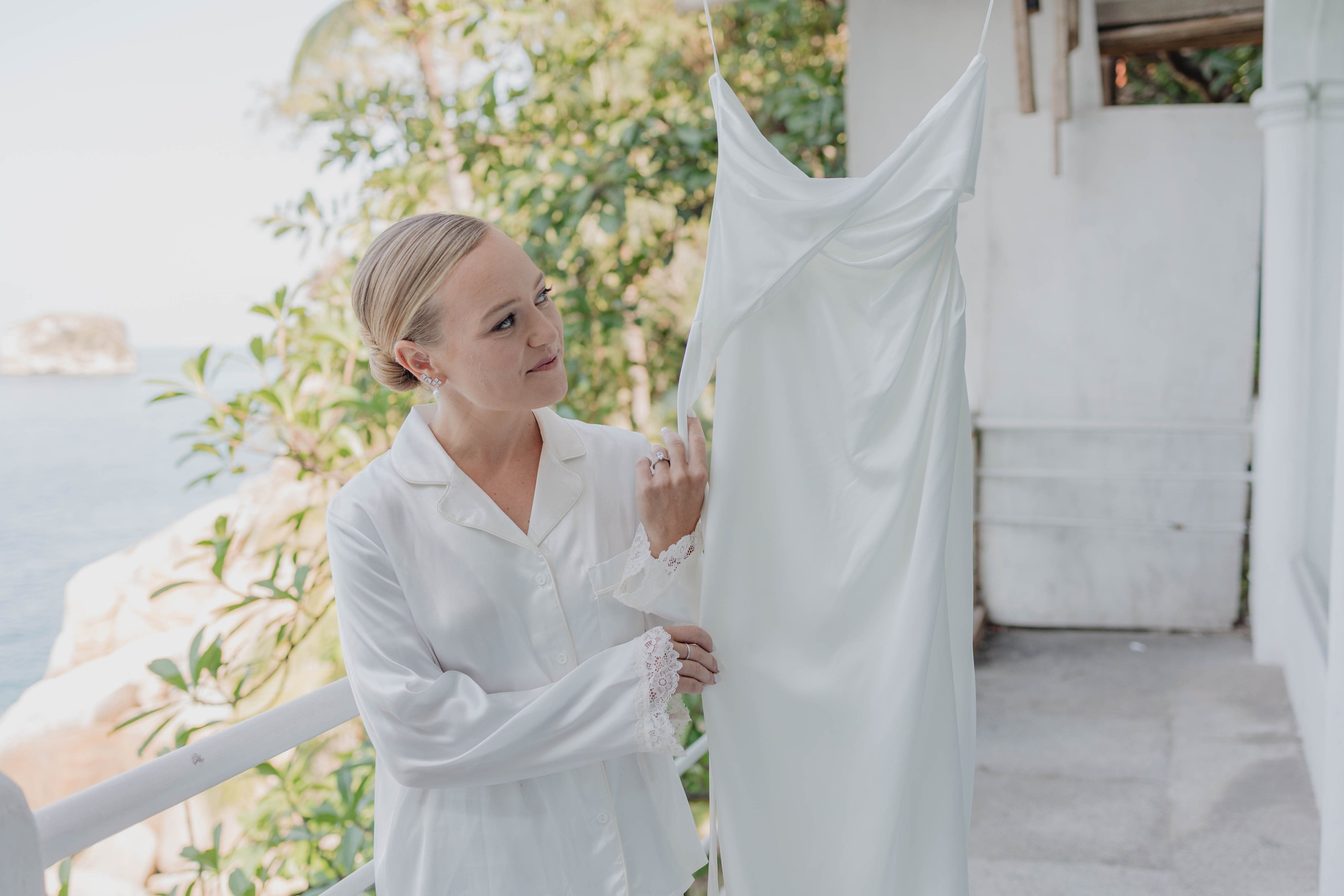 A Wedding at Casa Azul Profundo: Timeless Vows in Puerto Vallarta. Fotógrafo de Bodas en Puerto Vallarta y Riviera Nayarit | VL photo & film