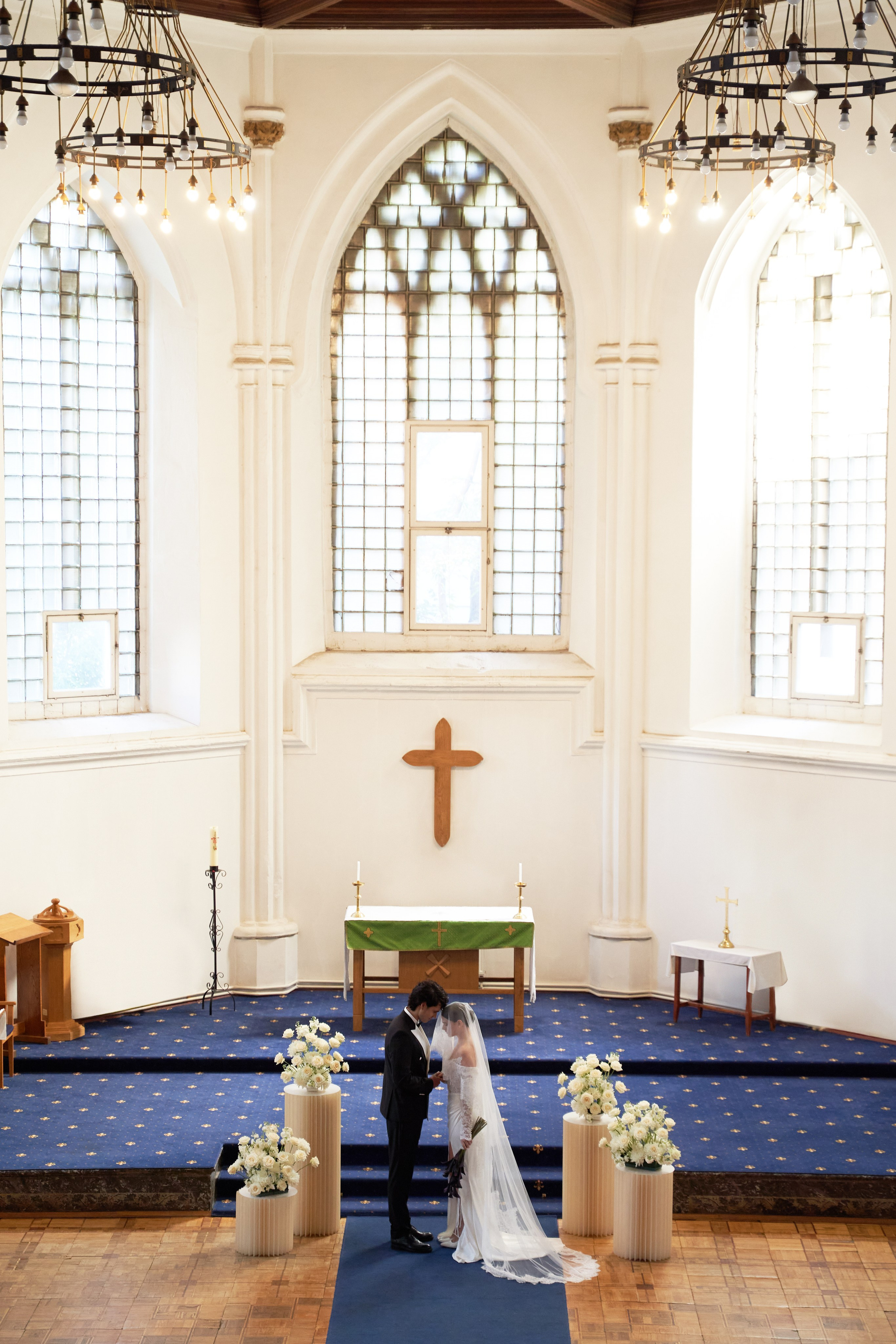 Cathedral Ceremony. Gabriela & Luis. Wedding & Portrait Photographer in Cancun, Tulum & Mexico City — Elena Ruzgis