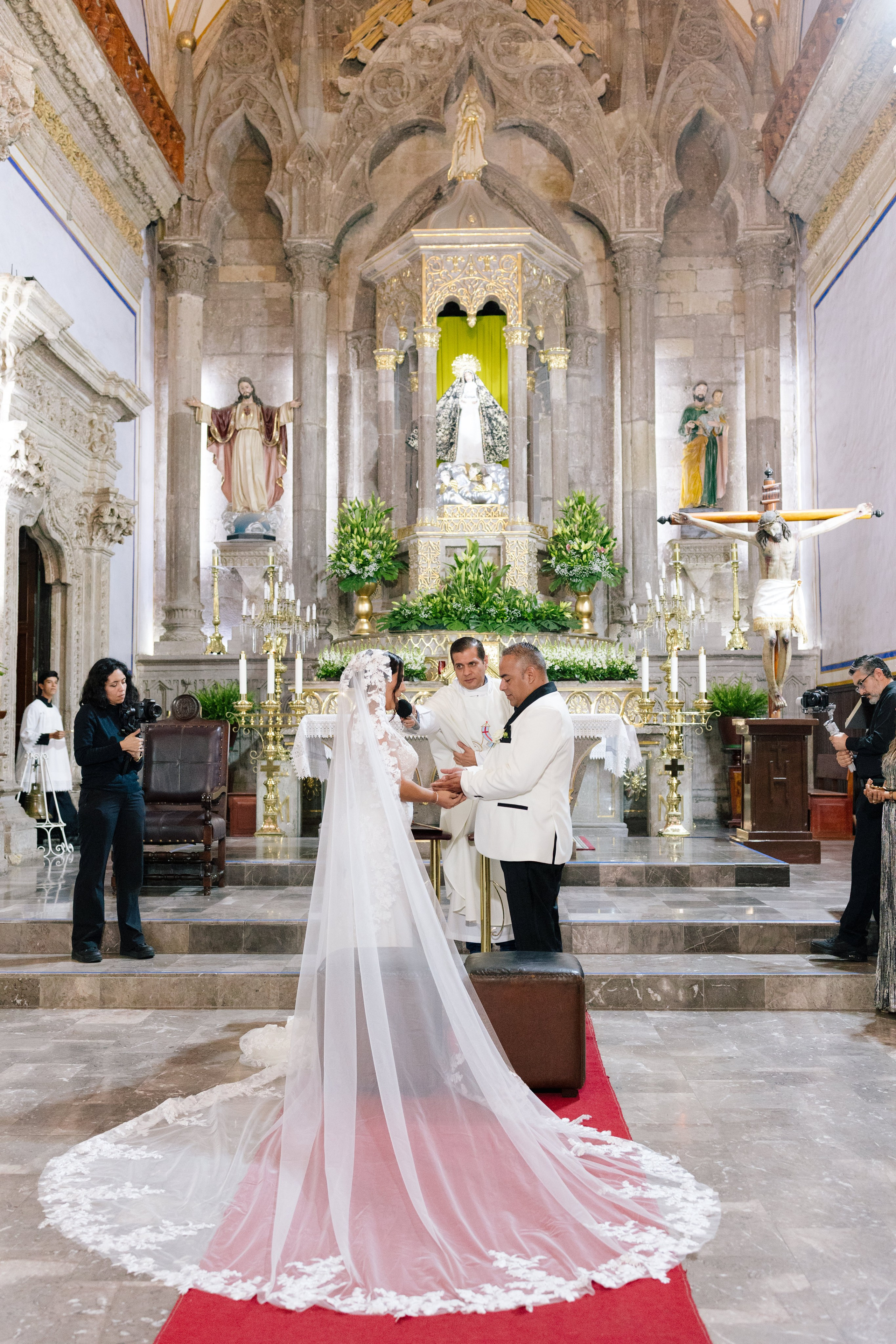 Alejandra y Salvador. Wedding Photographer Ruth Preciado