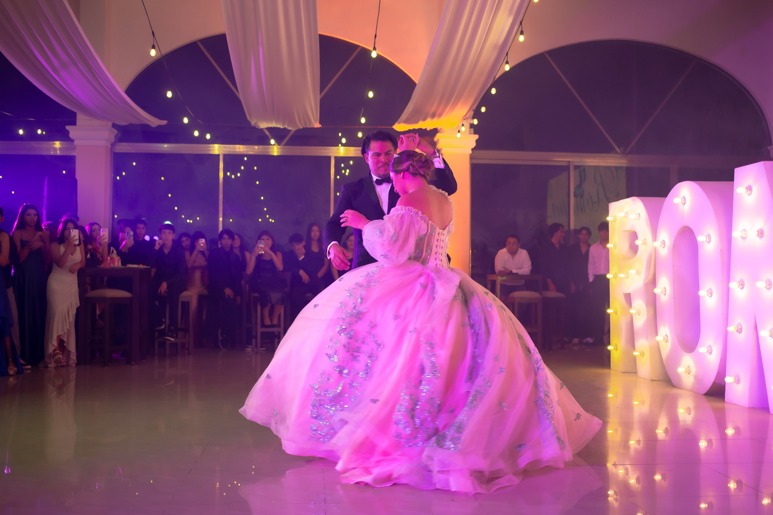 XV AÑOS ROMINA. Simón Enríquez Studio