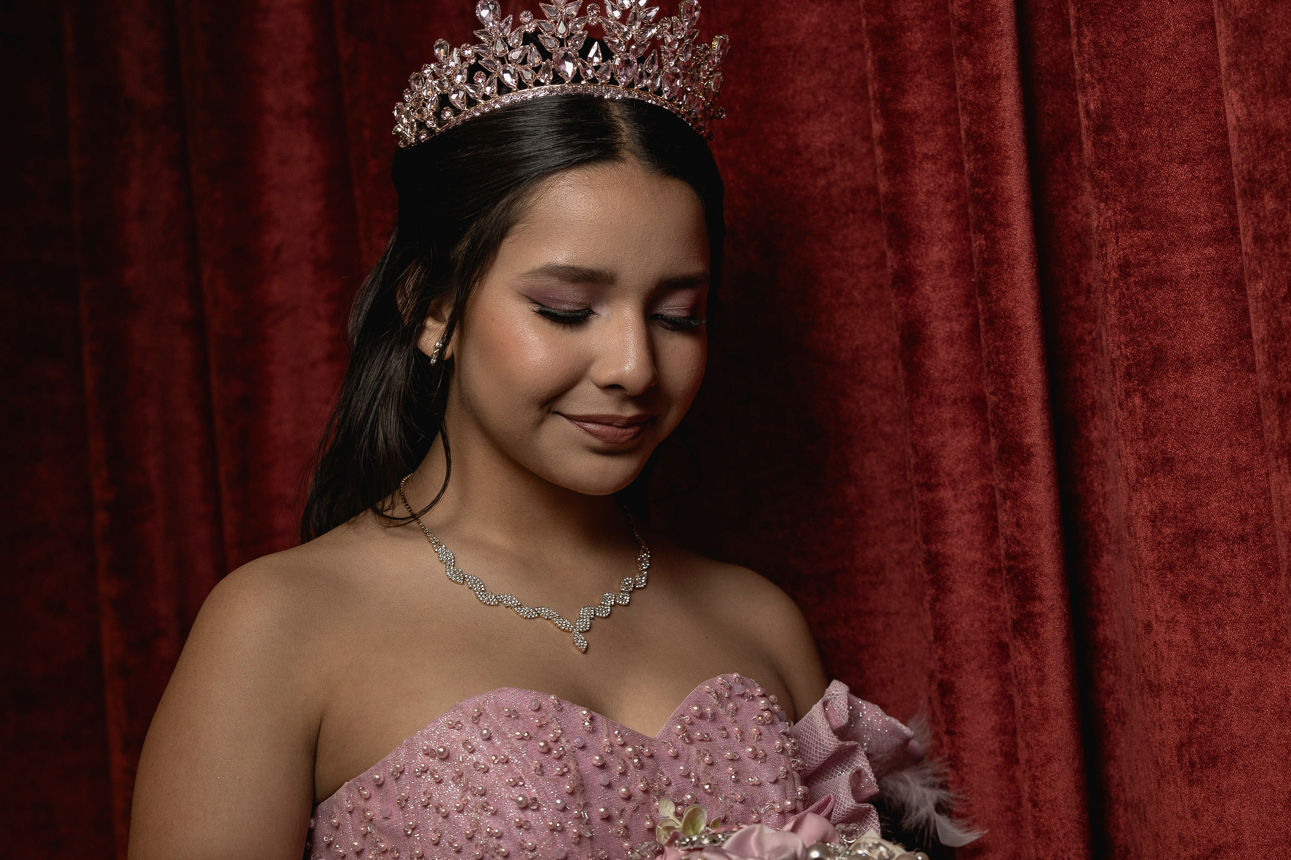 María Regina XV — Una noche escrita en sueños. Lg Fotografia