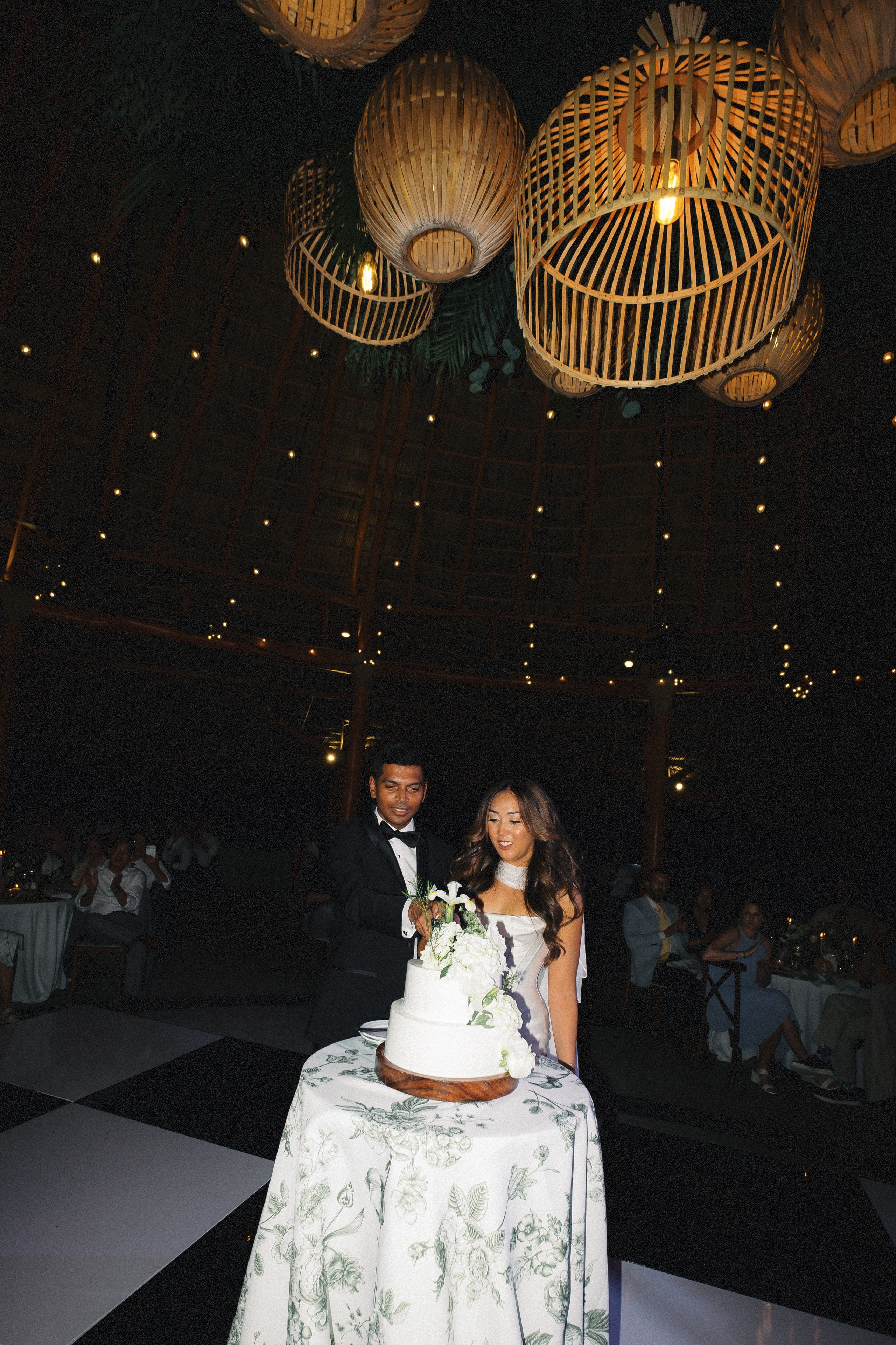 Tori & Keyur. Sayulita Wedding Photographer, Puerto Vallarta, Cabo