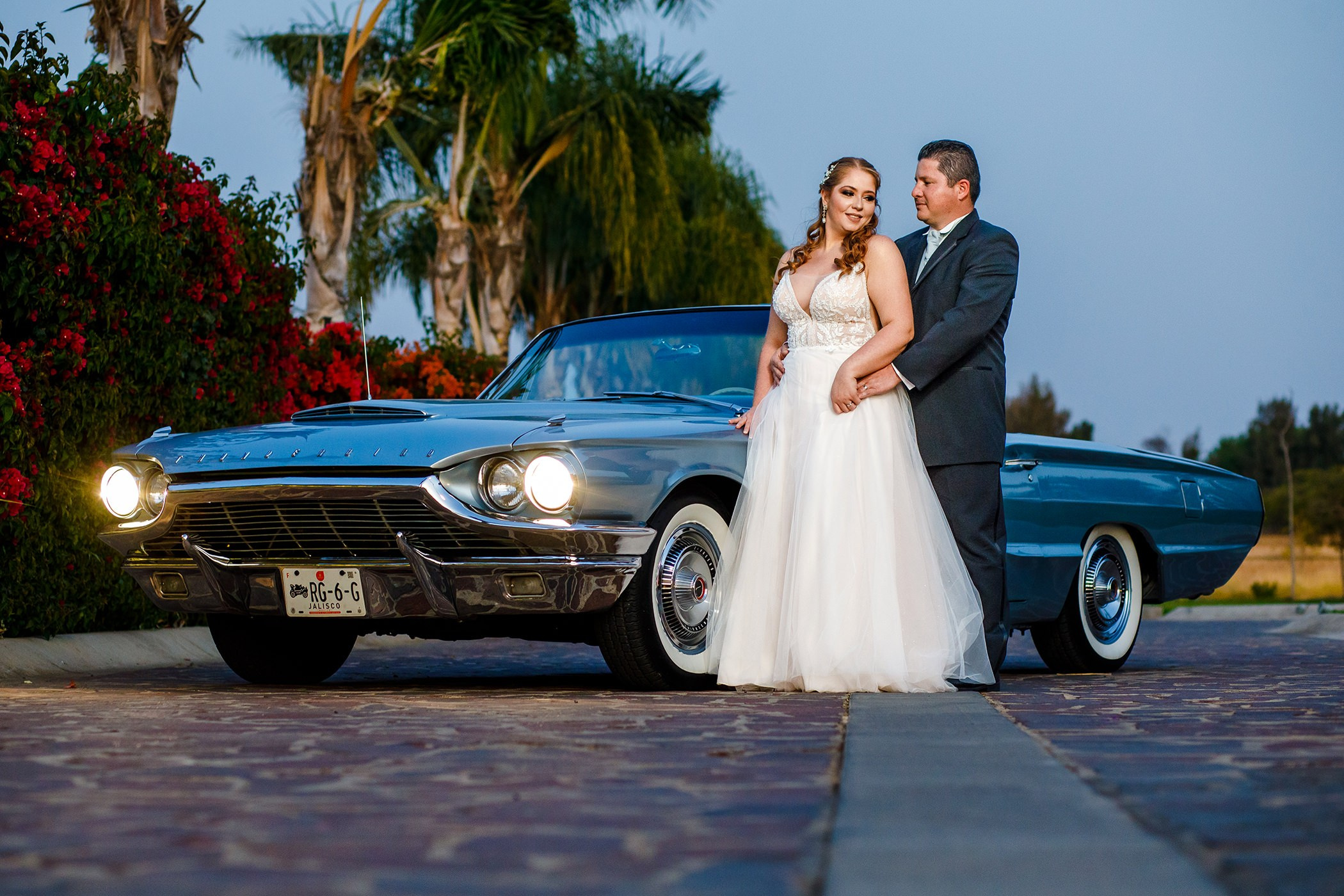 Formal. Wedding Photographer Ruth Preciado
