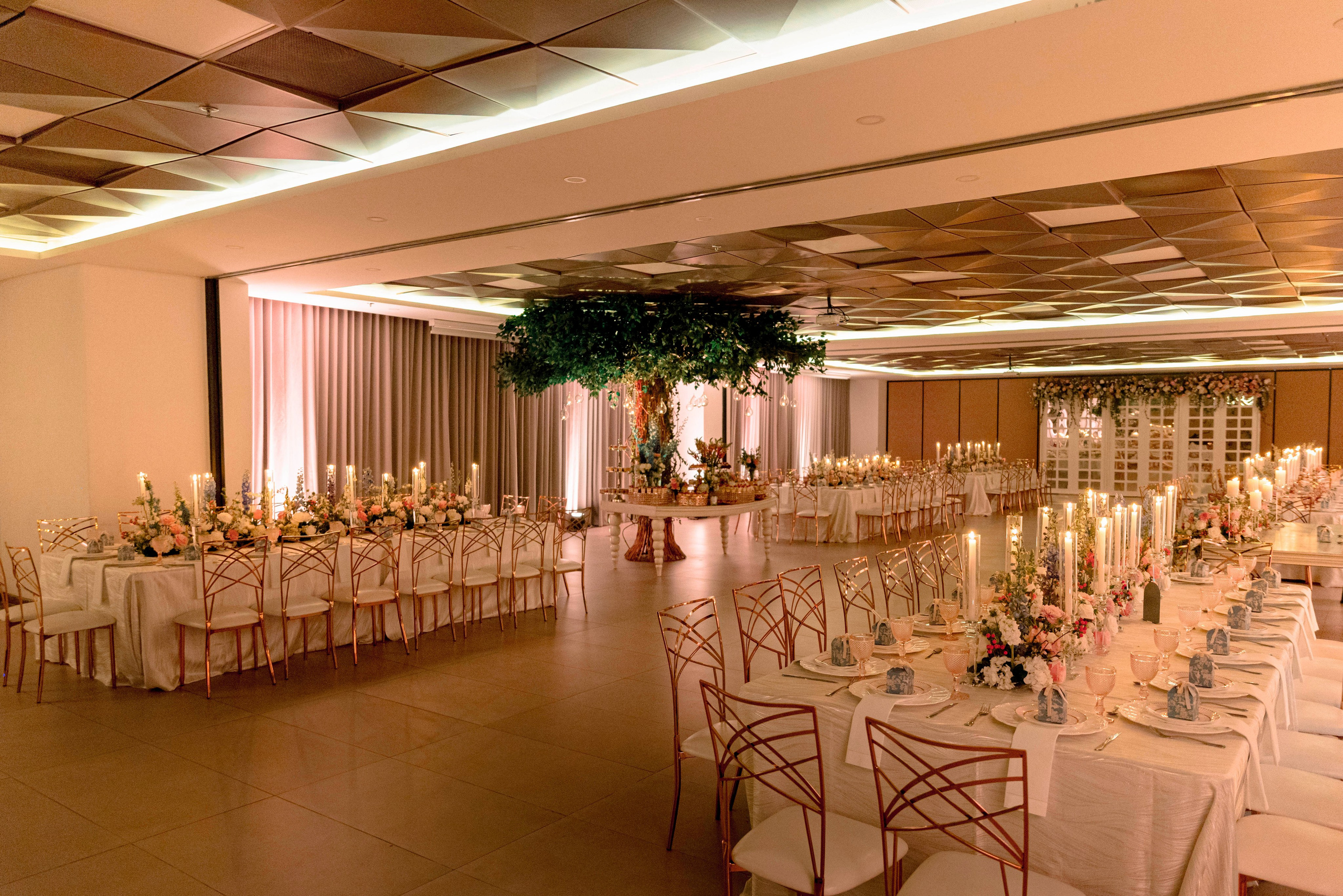 Boda en Barranquilla en Salón Comfamiliar Sede Caribe | Fotografía de boda profesional. Fotógrafos de bodas en Barranquilla, Cartagena y Santa Marta | BanderArt