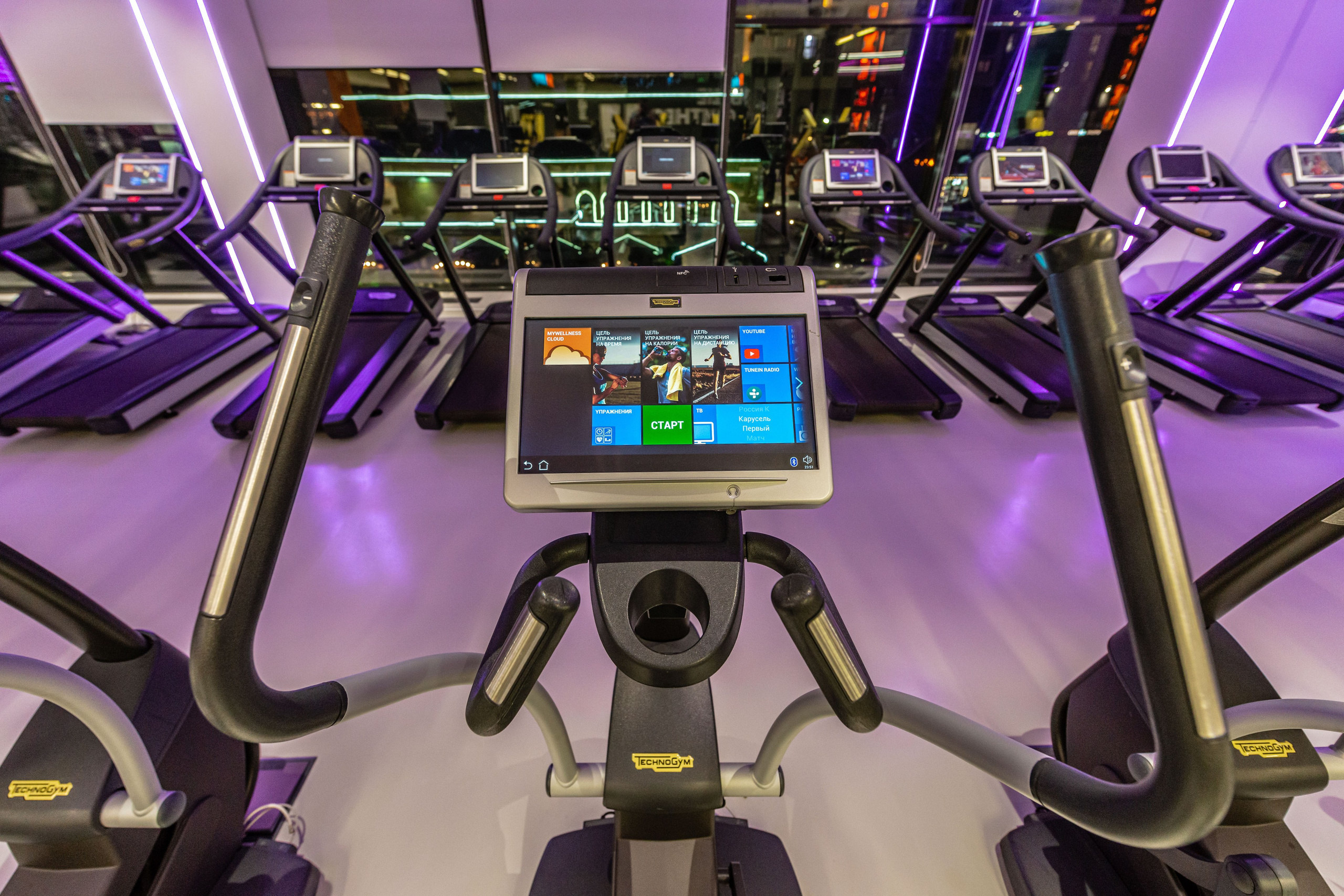 Фитнес-клуб DDX Fitness в Мытищи. FOTÓGRAFO MÉXICO QUINTANA ROO
