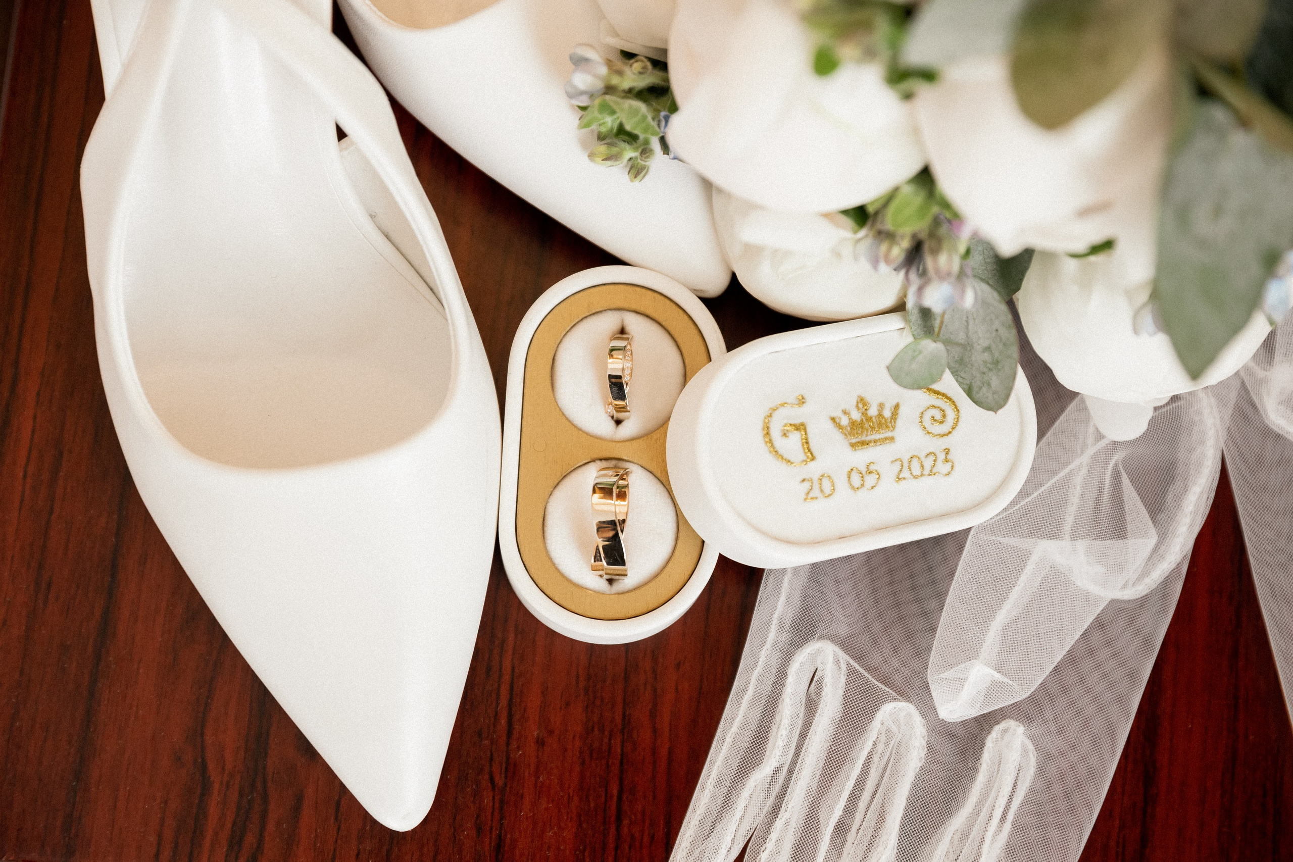Irina Ermak local New York City photographer. Irina Ermak wedding photographer in New York