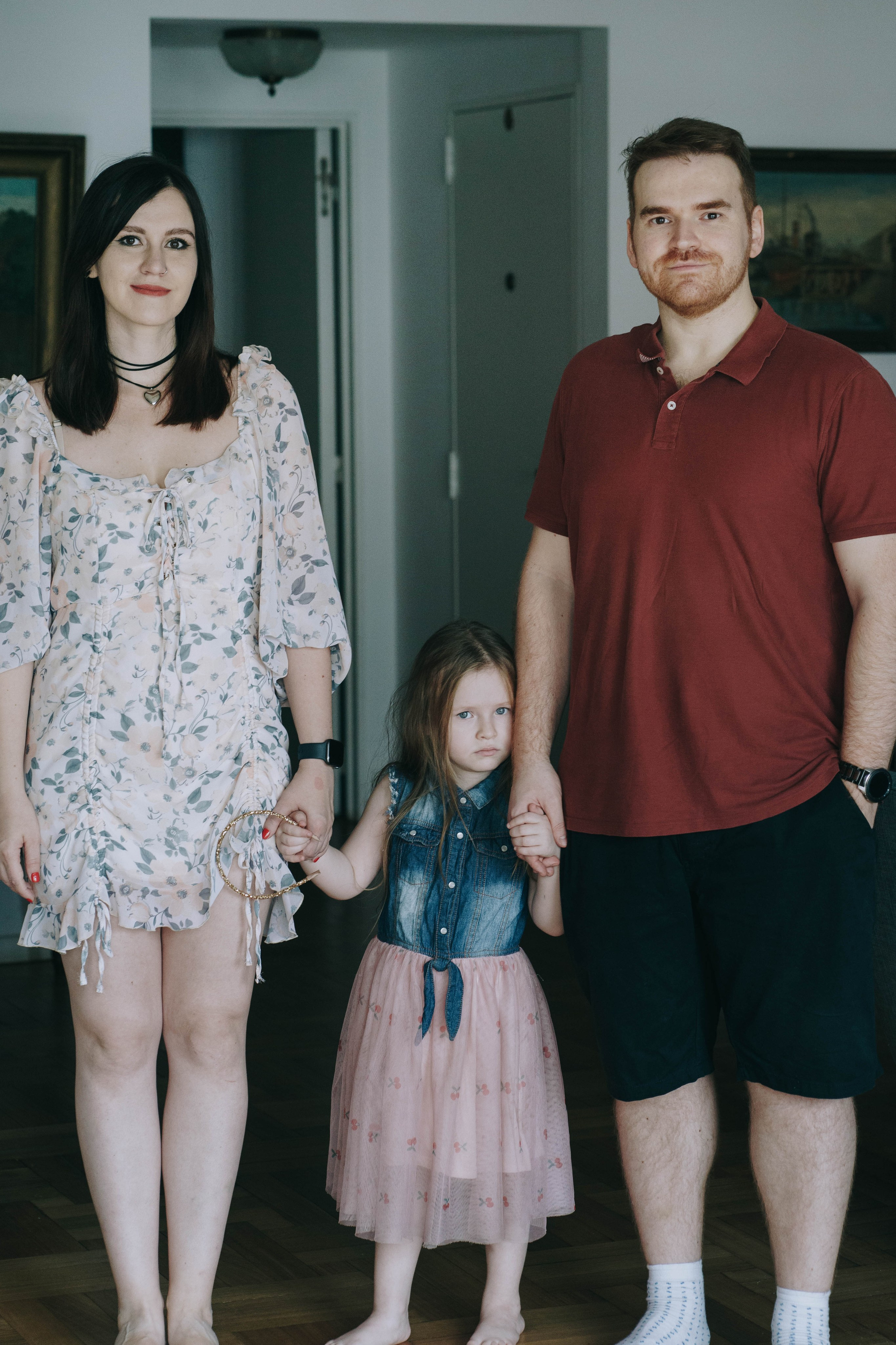 Family photo shoot. Buenos Aires. Photographer @elmirkami in the city of Buenos Aires