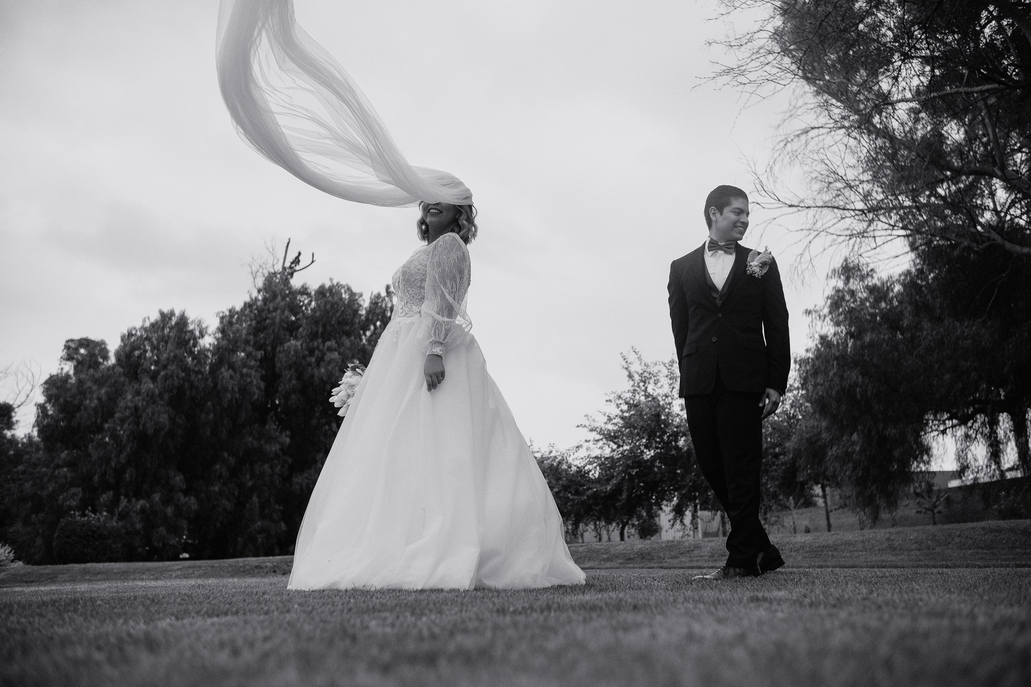 Ale y Misael. Fotógrafo de bodas