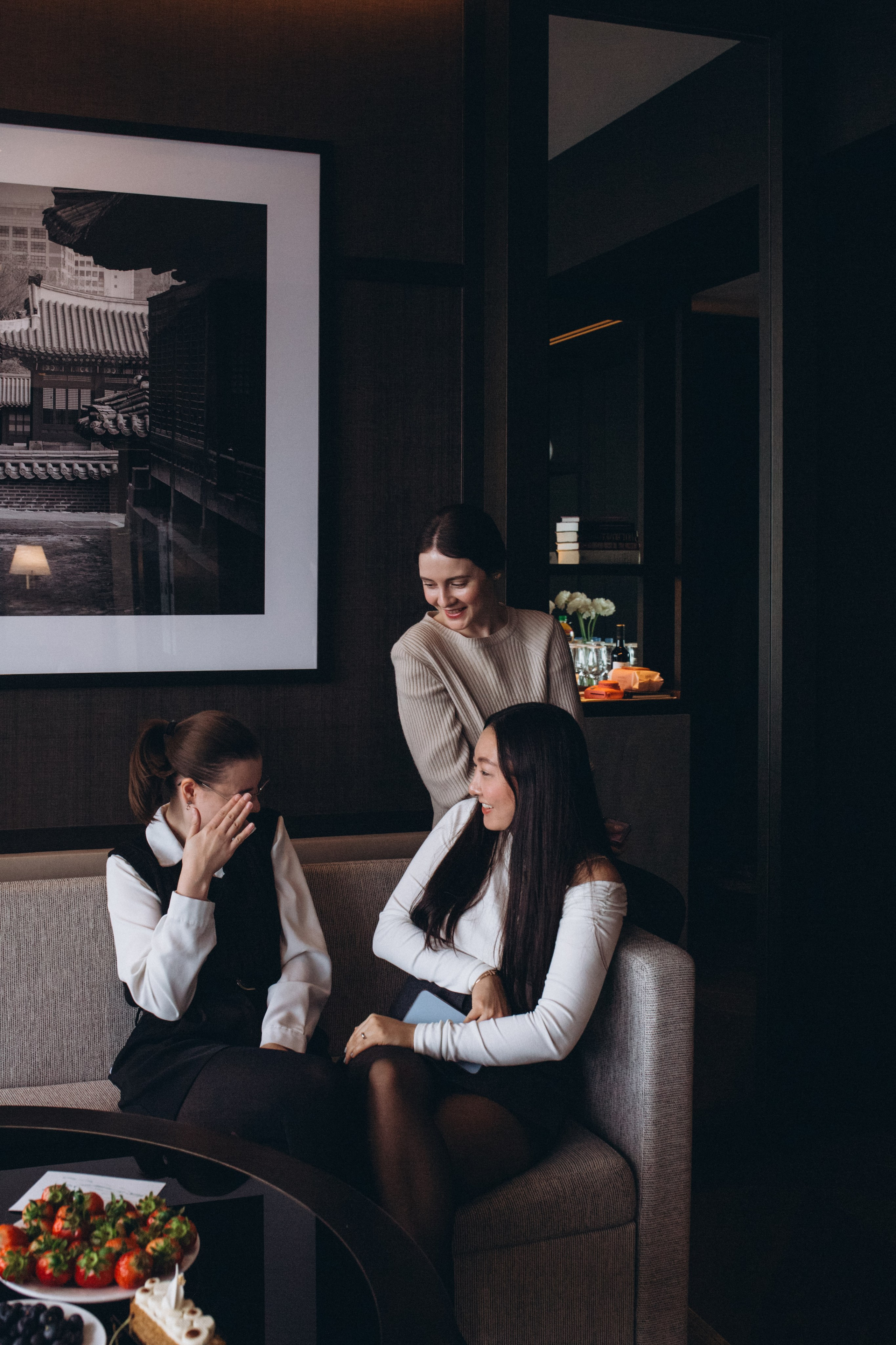 Grand Hyatt Seoul (bohicare). Portrait photographer in South Korea Olga Lian