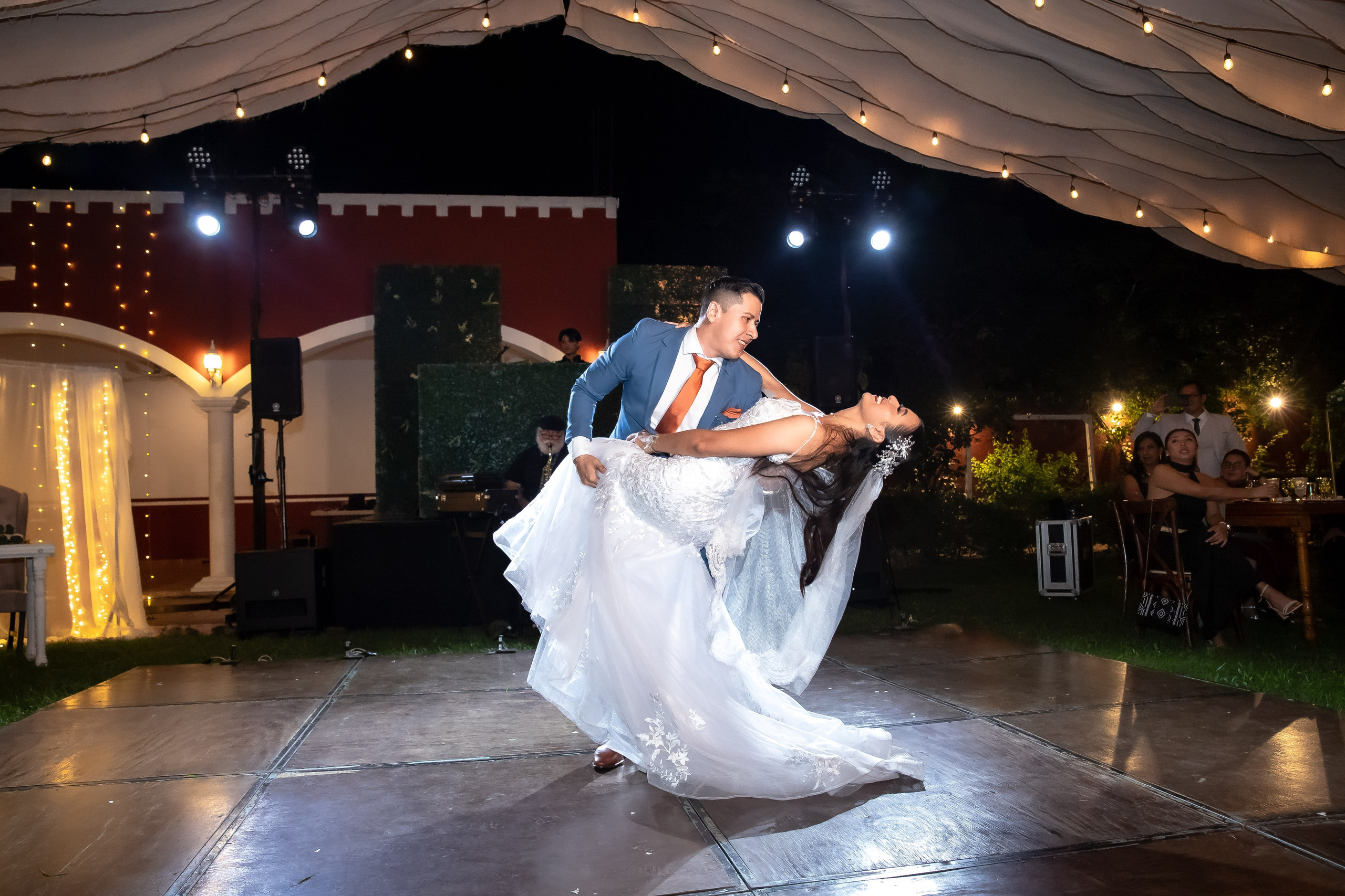 Delta & Cesar. Simón Enríquez Studio