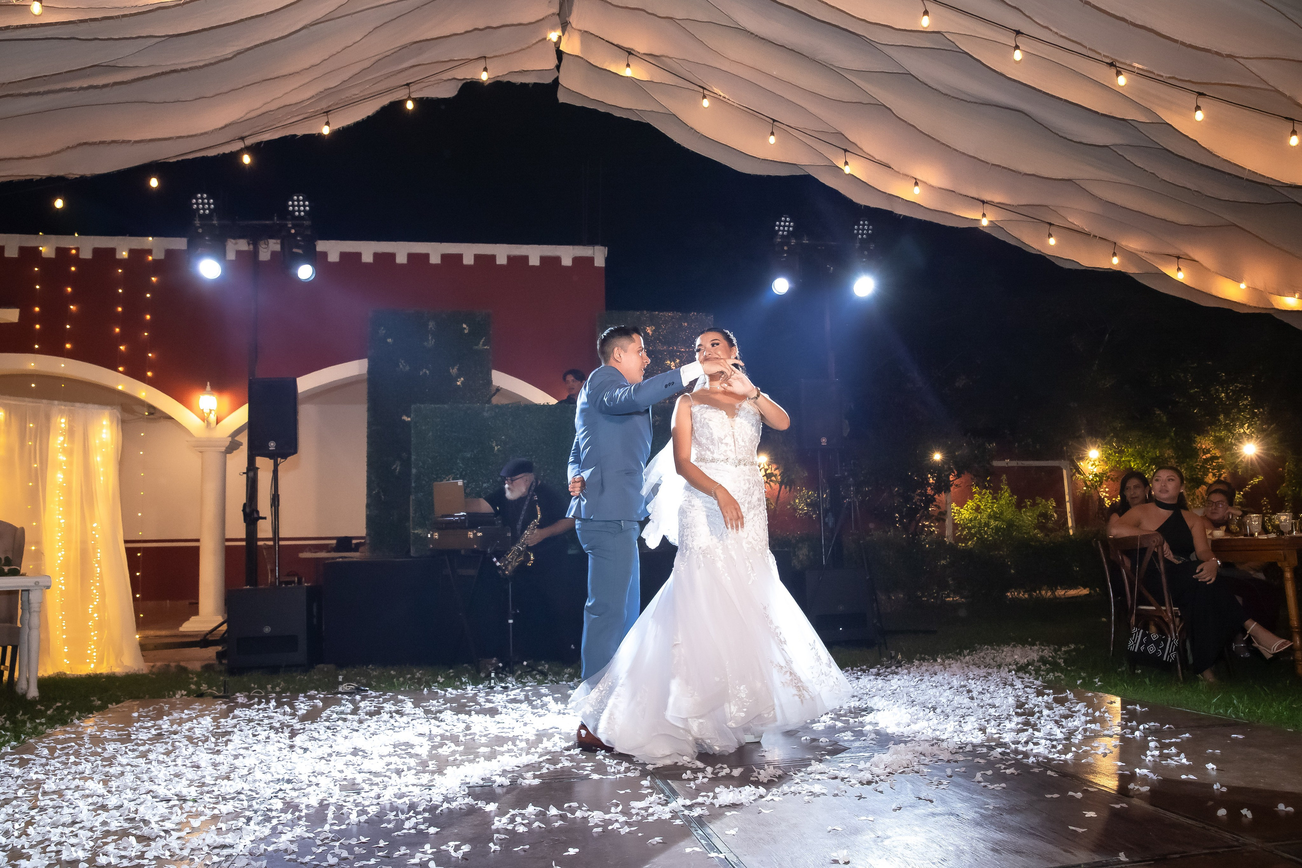 Delta & Cesar. Simón Enríquez Studio