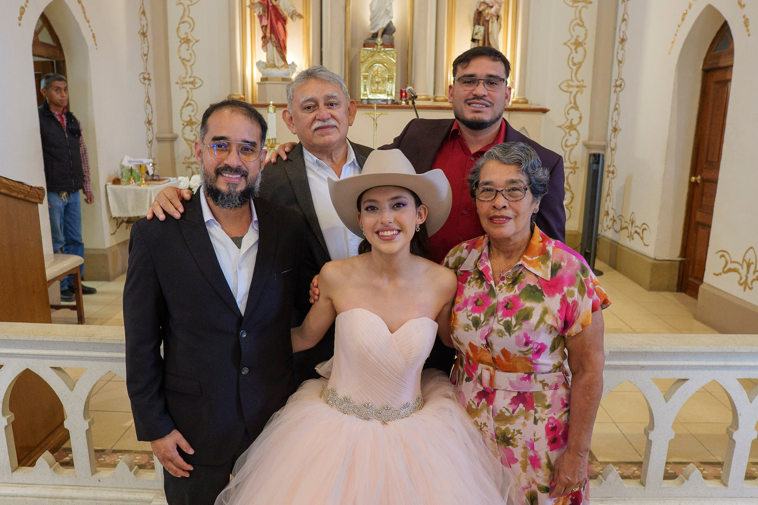 Renata XV — El comienzo de una nueva historia. Lg Fotografia