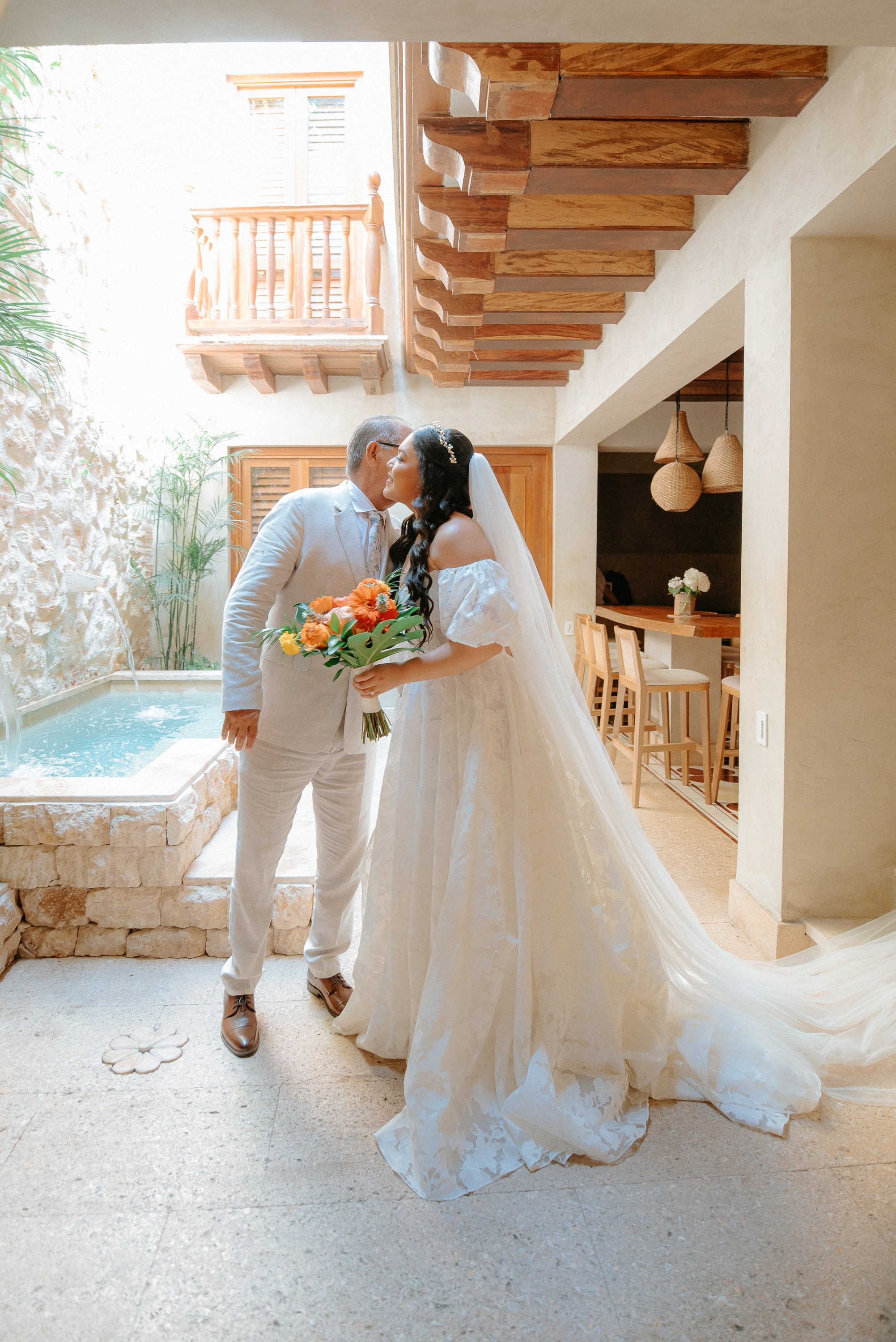 Cindy + Garrett | Destination Wedding Photos in Cartagena 2025 – César Vanegas Photography. César Vanegas Photography | Wedding & Travel Photographer | Cartagena, Colombia