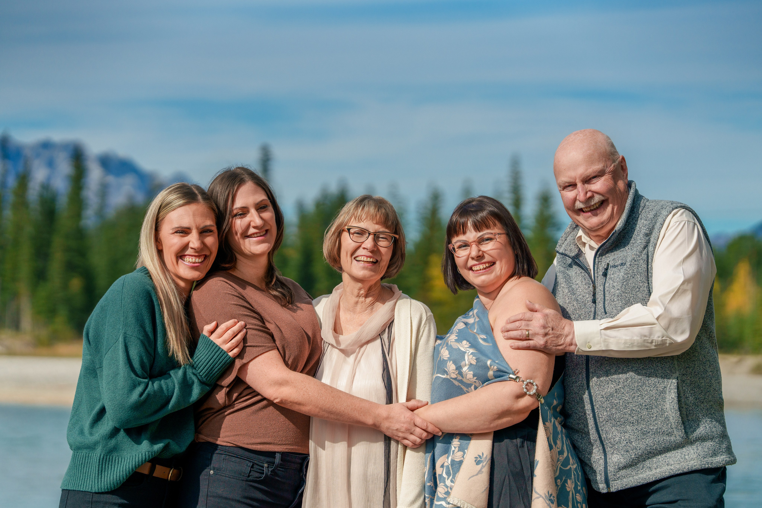Anna’s Family. Engagement, Wedding & Family Photographer in Calgary | allo Photography