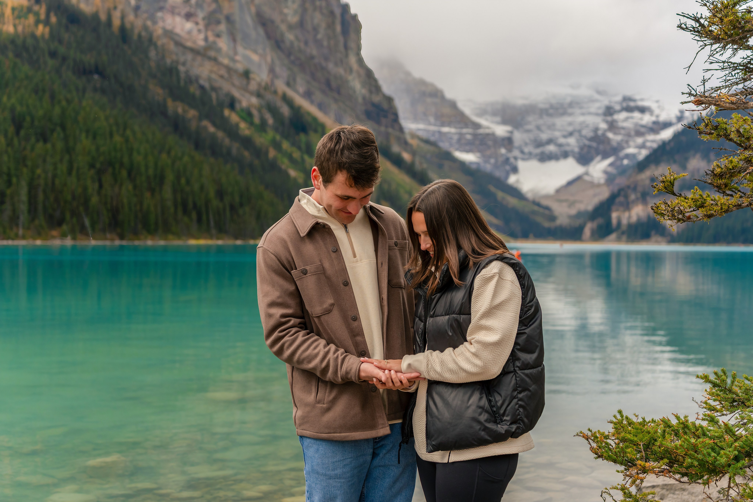 Evan & Alexis — Surprise Proposal — Lake Louise / Banff. Engagement, Wedding & Family Photographer in Calgary | allo Photography