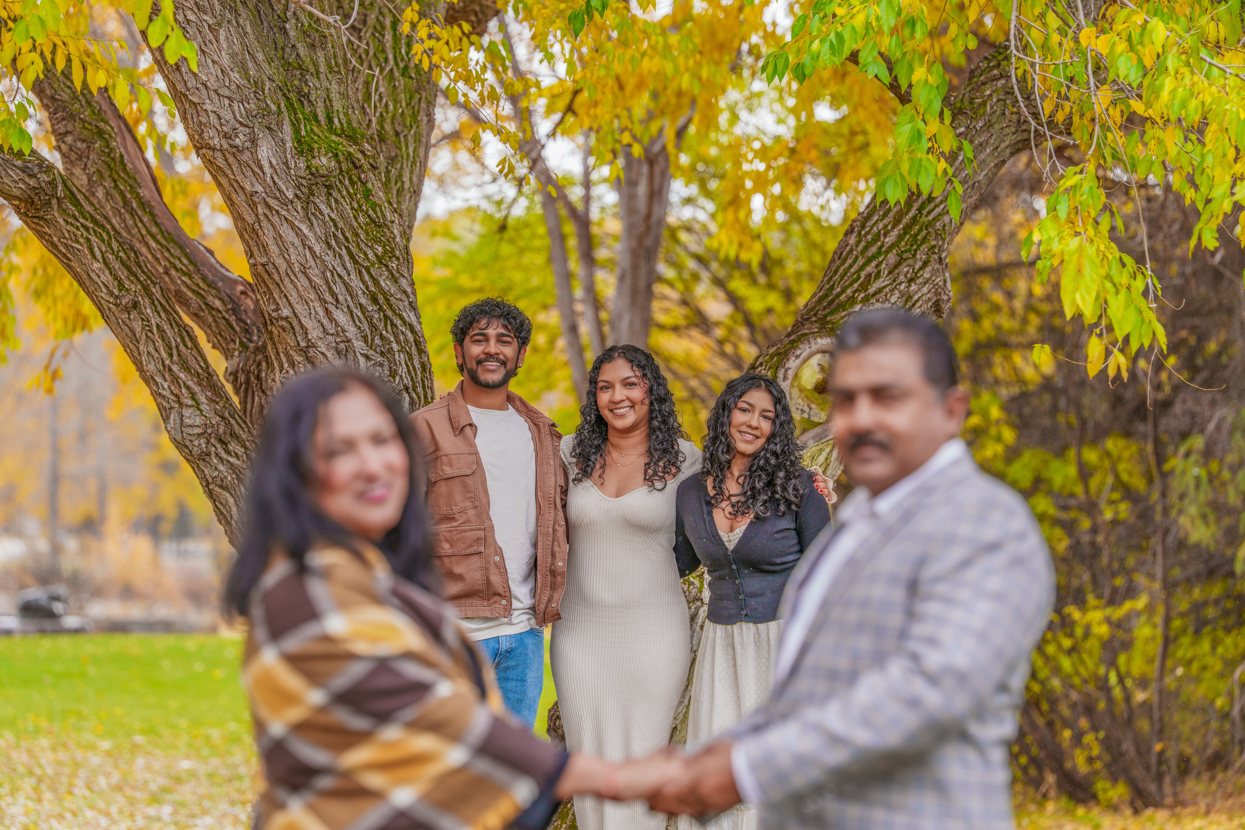 Arshi’s Family. Engagement, Wedding & Family Photographer in Calgary | allo Photography