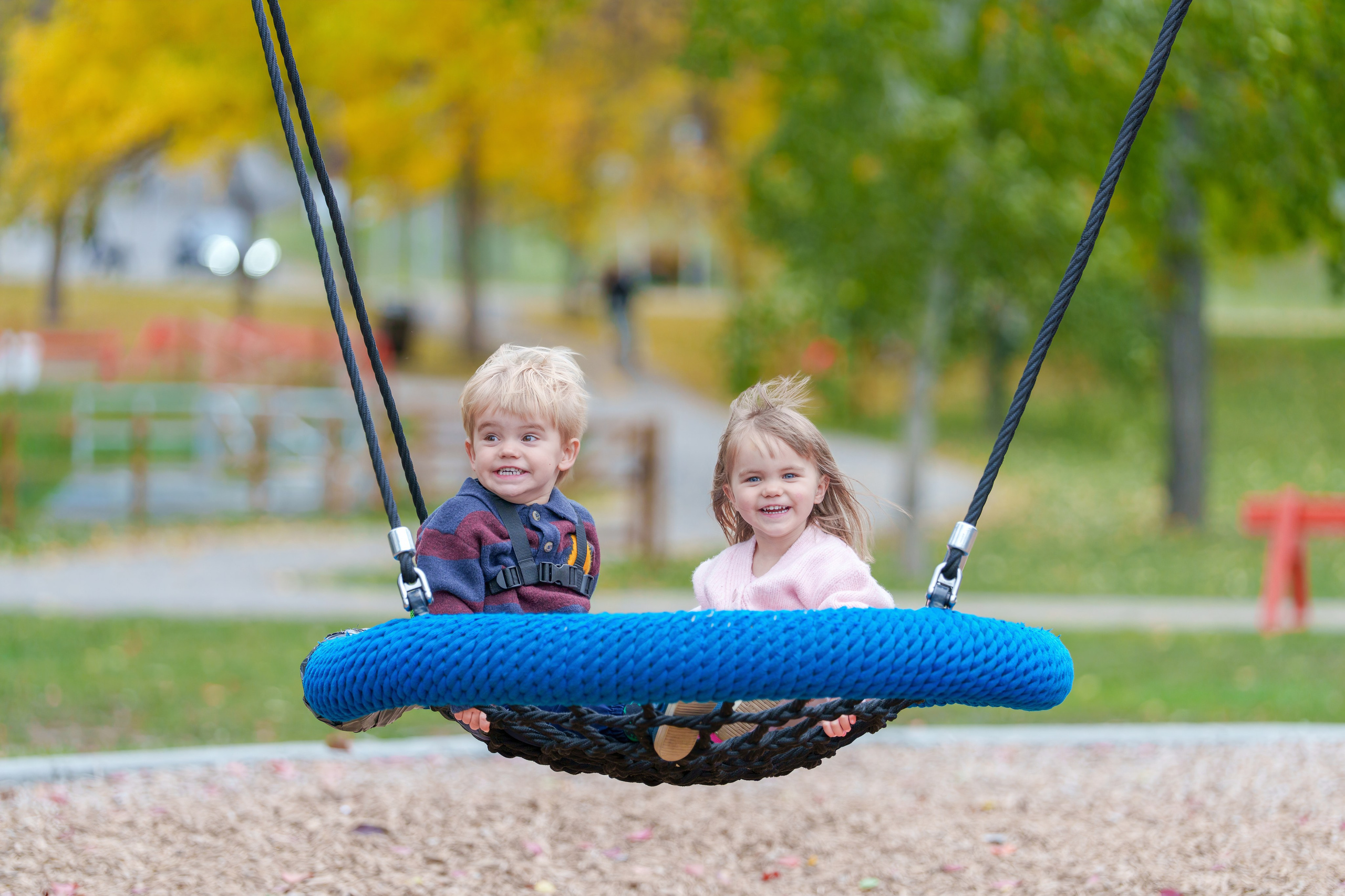 Mckay Family. Engagement, Wedding & Family Photographer in Calgary | allo Photography