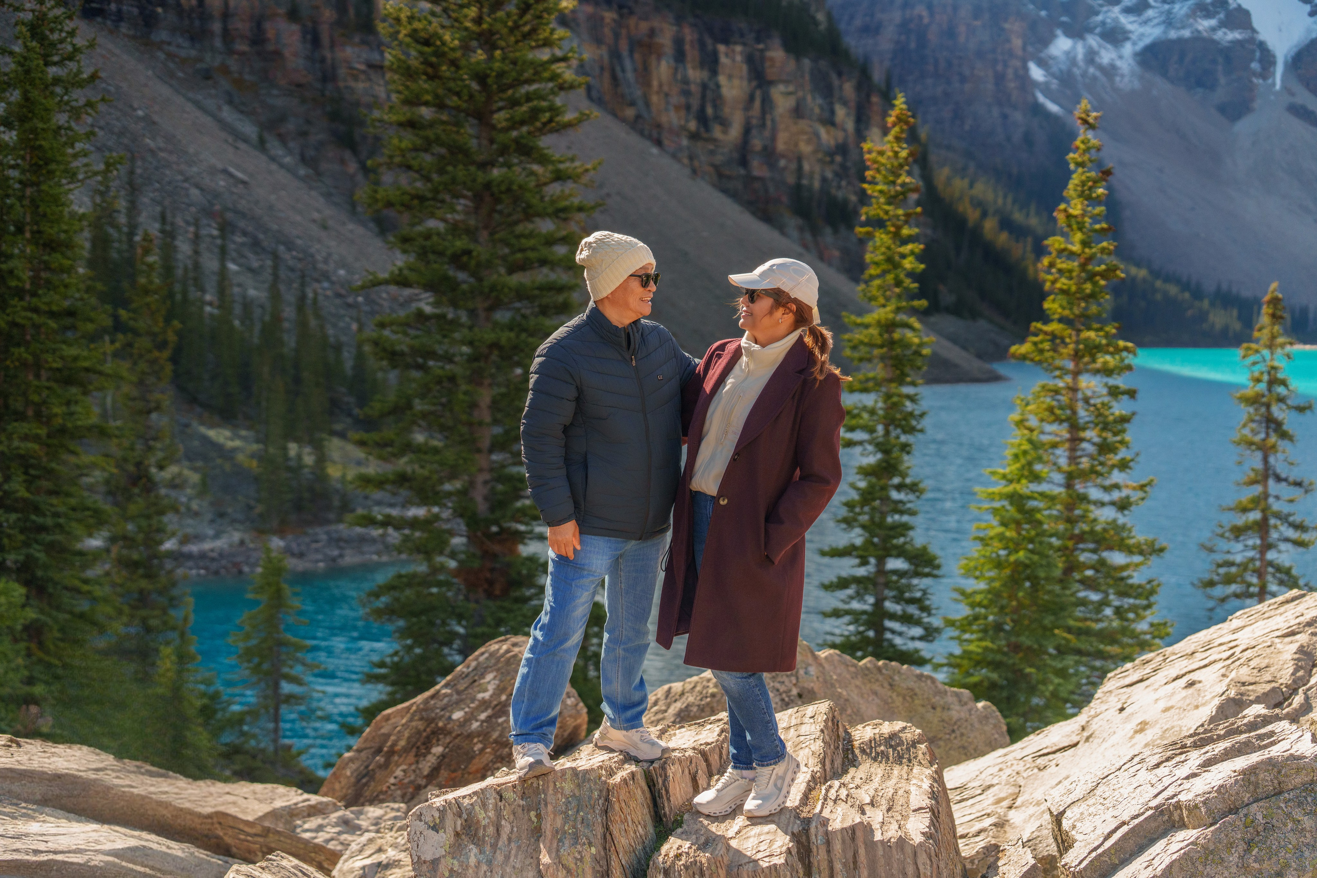 Jona’s Friends — Moraine Lake / Banff. Engagement, Wedding & Family Photographer in Calgary | allo Photography