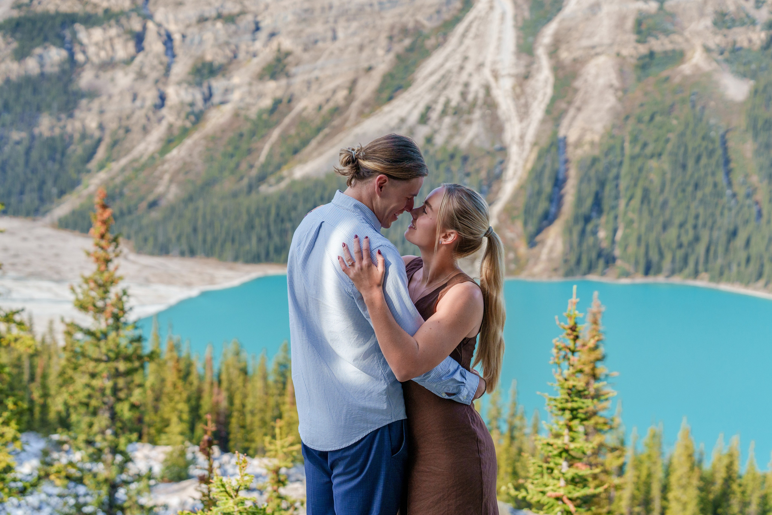 Lachlan & Imoga — Engagement — Peyto Lake / Banff. Engagement, Wedding & Family Photographer in Calgary | allo Photography