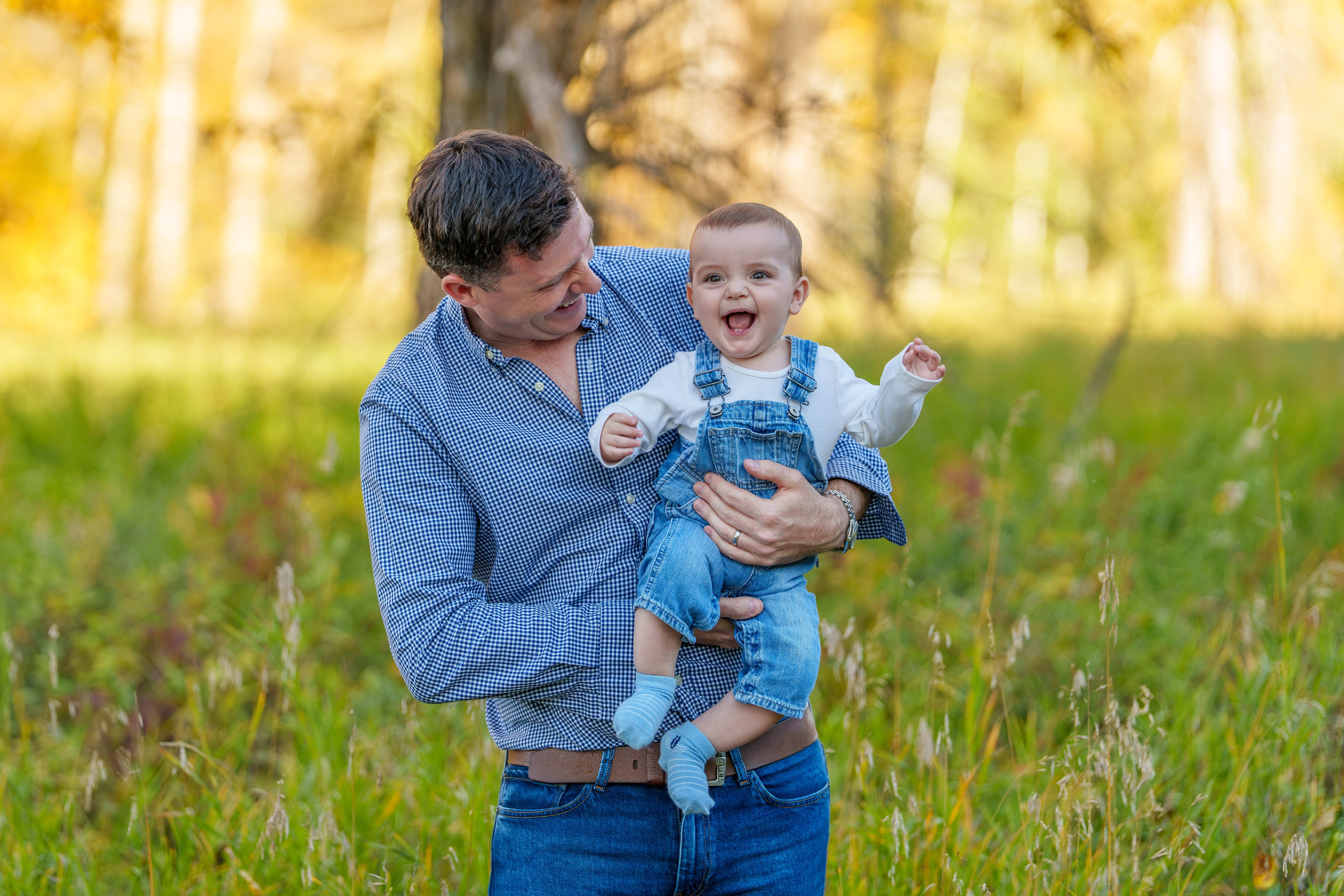 Oliver’s Family. Engagement, Wedding & Family Photographer in Calgary | allo Photography