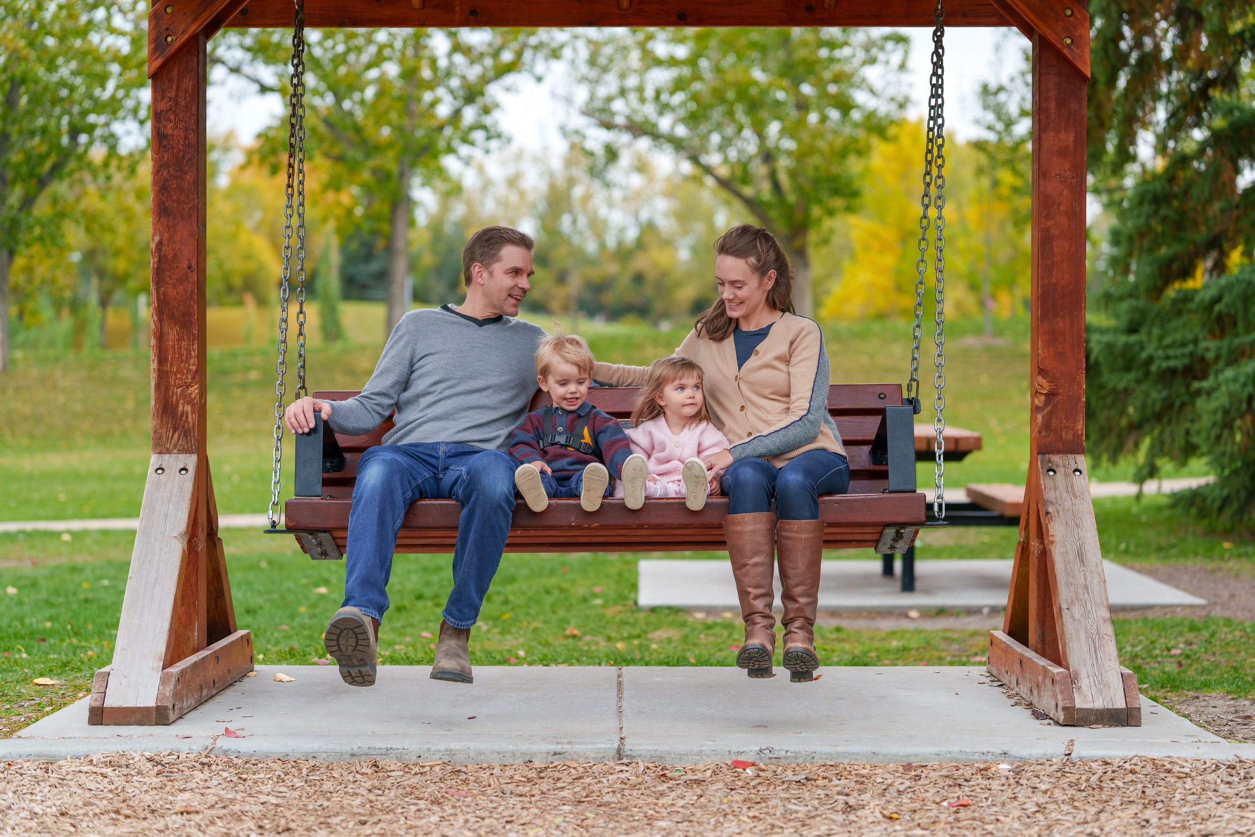 Mckay Family. Engagement, Wedding & Family Photographer in Calgary | allo Photography