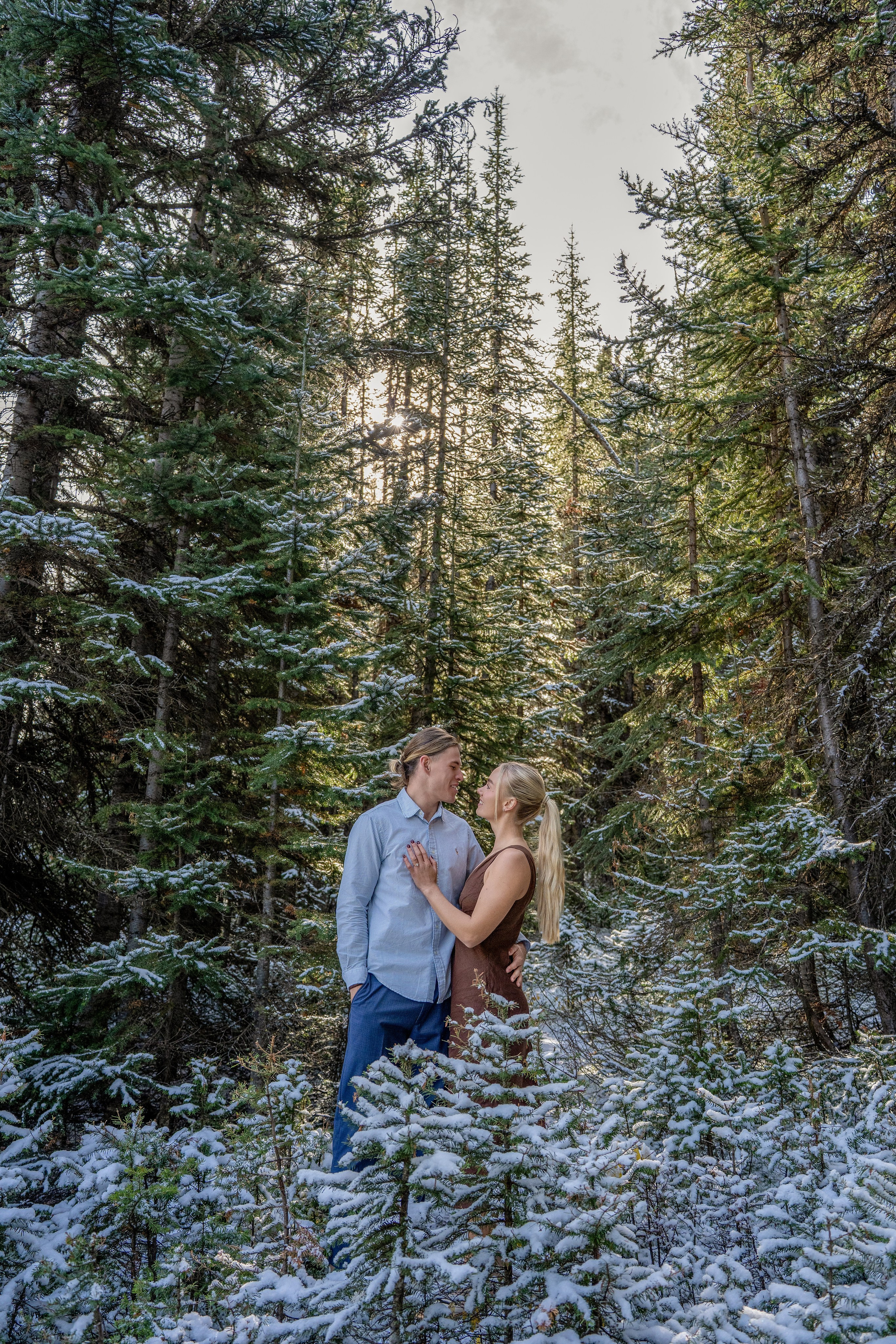 Lachlan & Imoga — Engagement — Peyto Lake / Banff. Engagement, Wedding & Family Photographer in Calgary | allo Photography