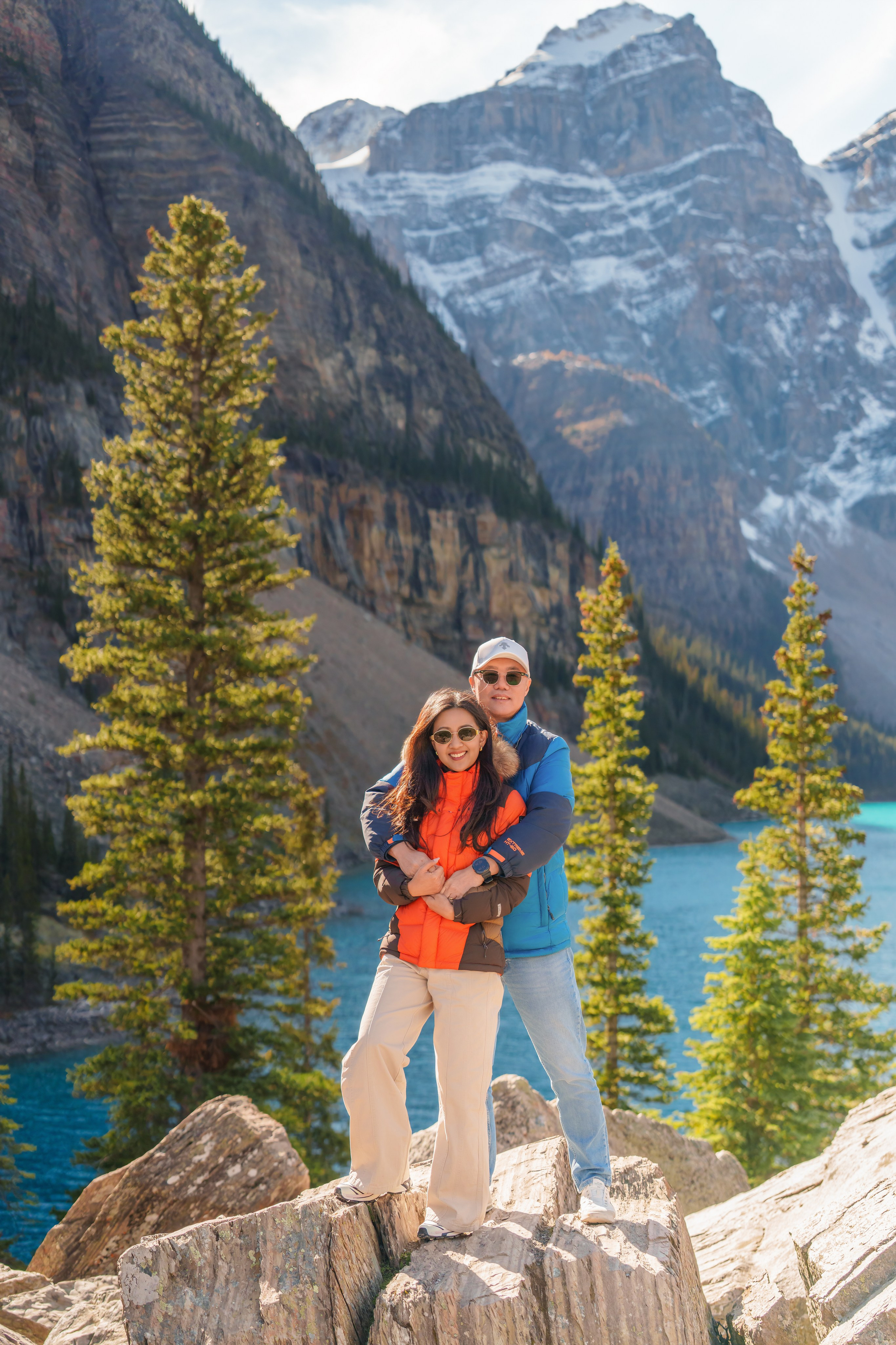Jona’s Friends — Moraine Lake / Banff. Engagement, Wedding & Family Photographer in Calgary | allo Photography