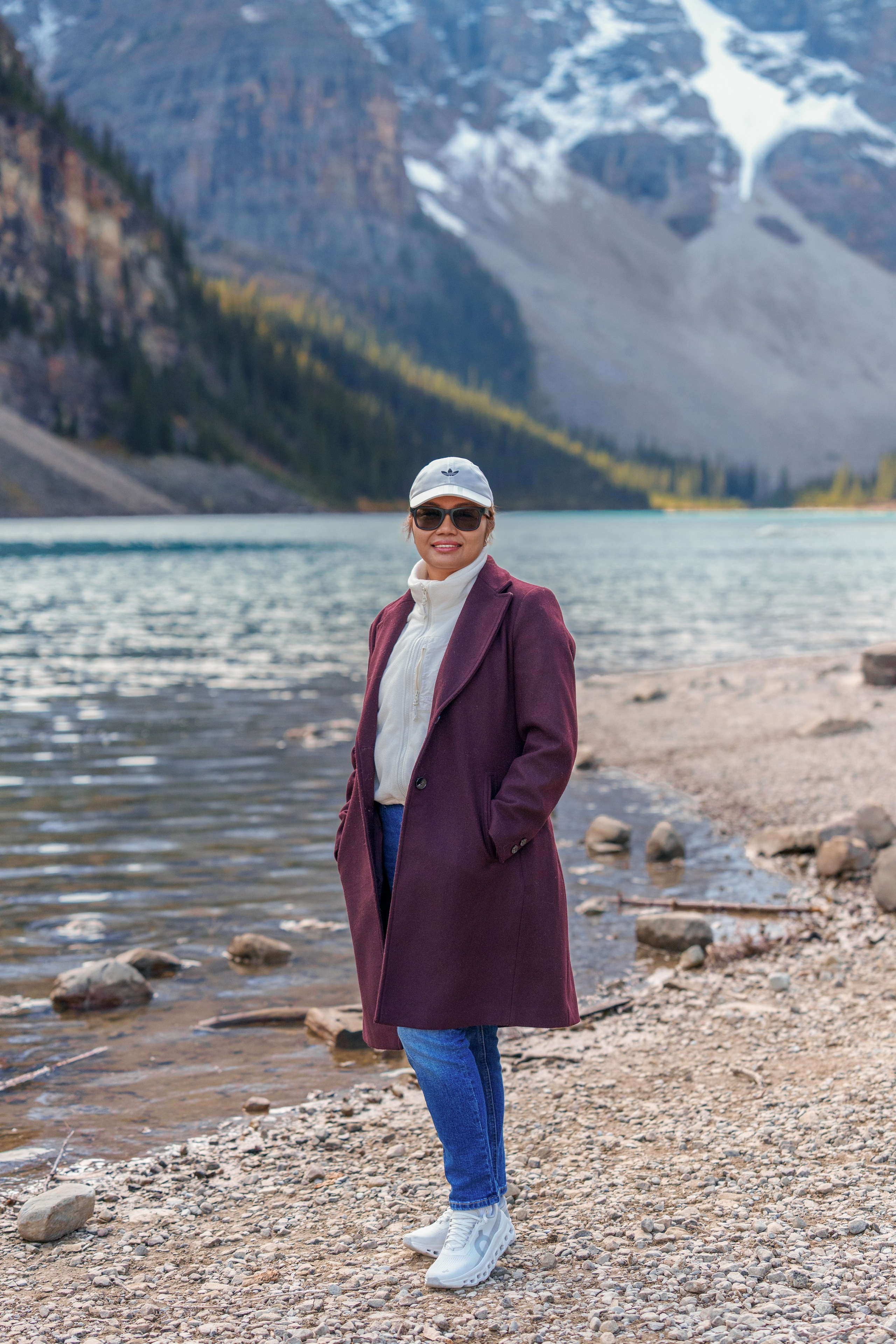 Jona’s Friends — Moraine Lake / Banff. Engagement, Wedding & Family Photographer in Calgary | allo Photography