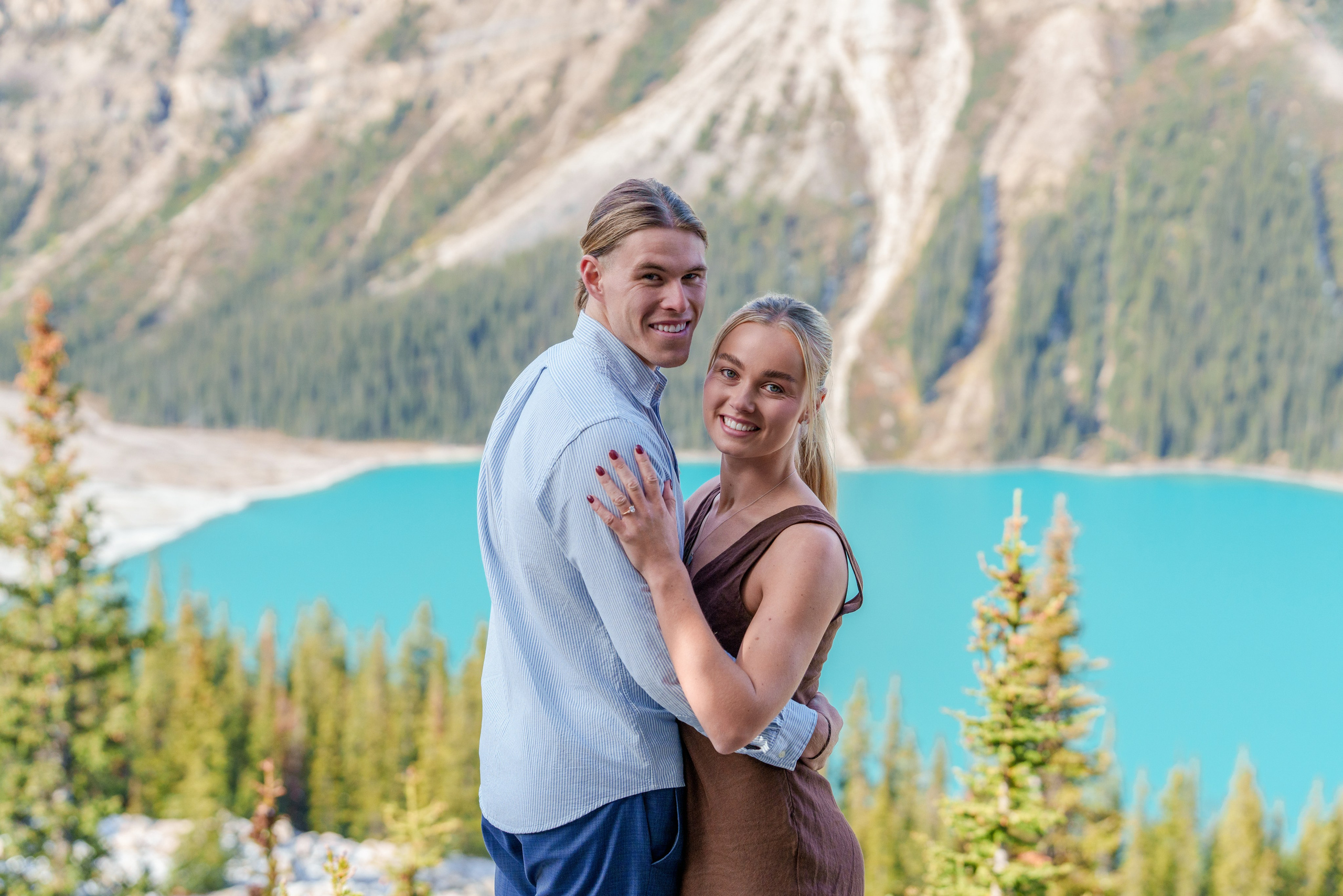 Lachlan & Imoga — Engagement — Peyto Lake / Banff. Engagement, Wedding & Family Photographer in Calgary | allo Photography